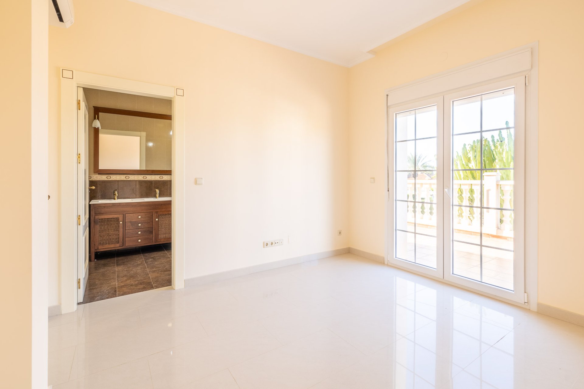 Reventa - Villa -
Orihuela Costa - Cabo Roig