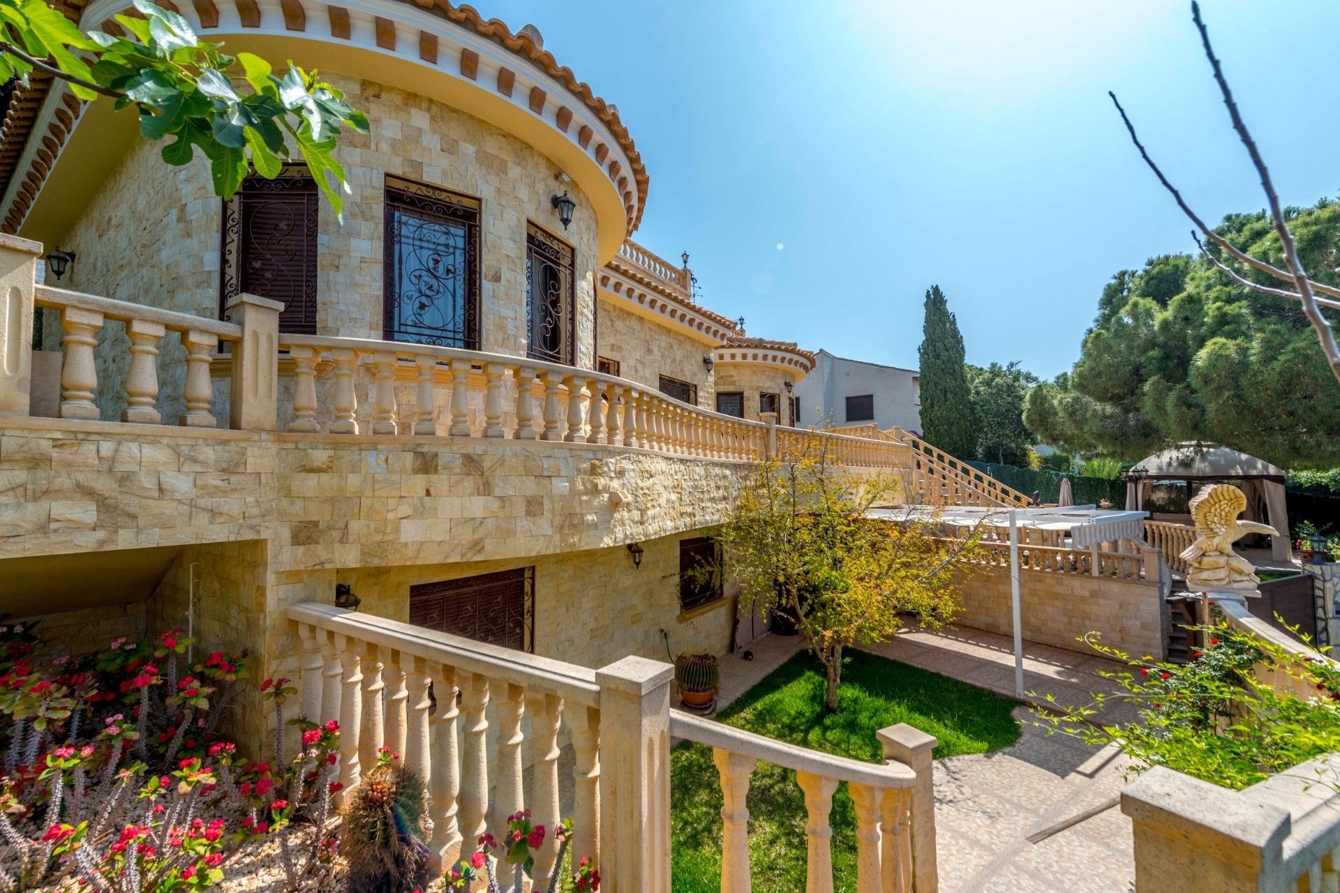 Reventa - Villa -
Orihuela Costa - Campoamor
