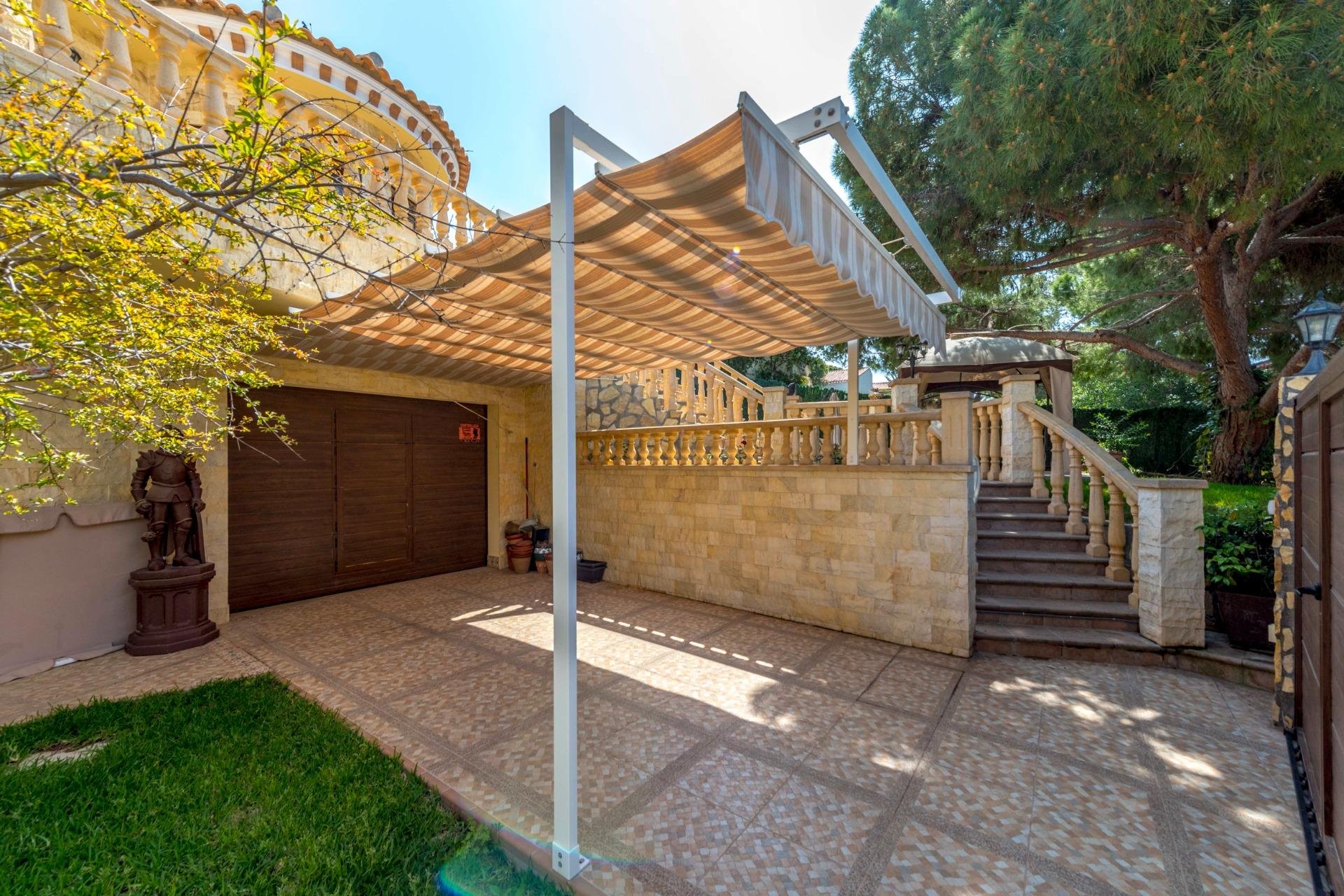 Reventa - Villa -
Orihuela Costa - Campoamor