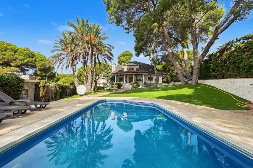 Reventa - Villa -
Orihuela Costa - Campoamor