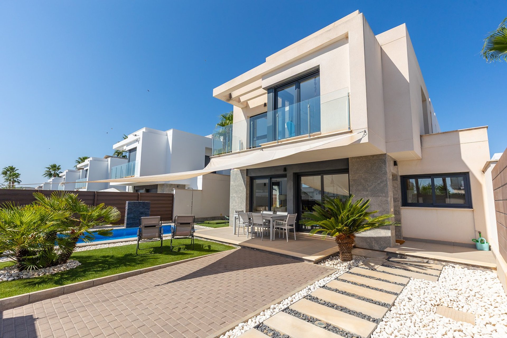 Reventa - Villa -
Orihuela Costa - Entre Naranjos - Vistabella Golf