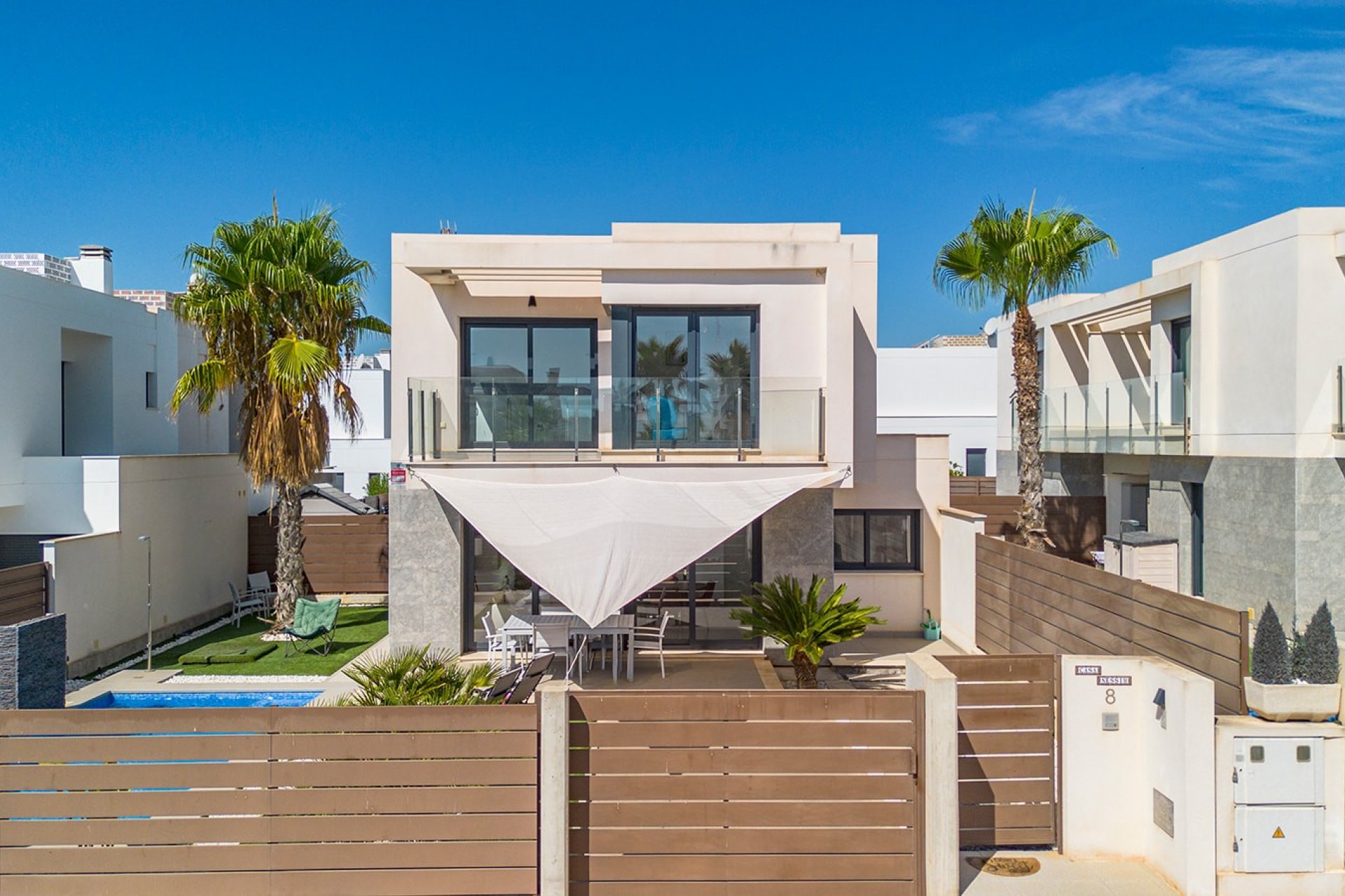 Reventa - Villa -
Orihuela Costa - Entre Naranjos - Vistabella Golf