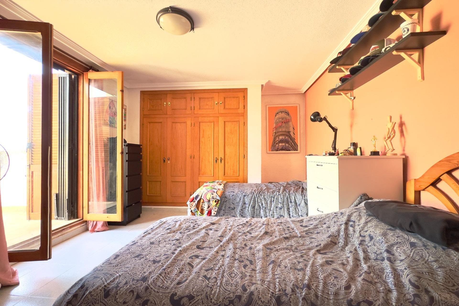 Reventa - Villa -
Orihuela Costa - La Zenia