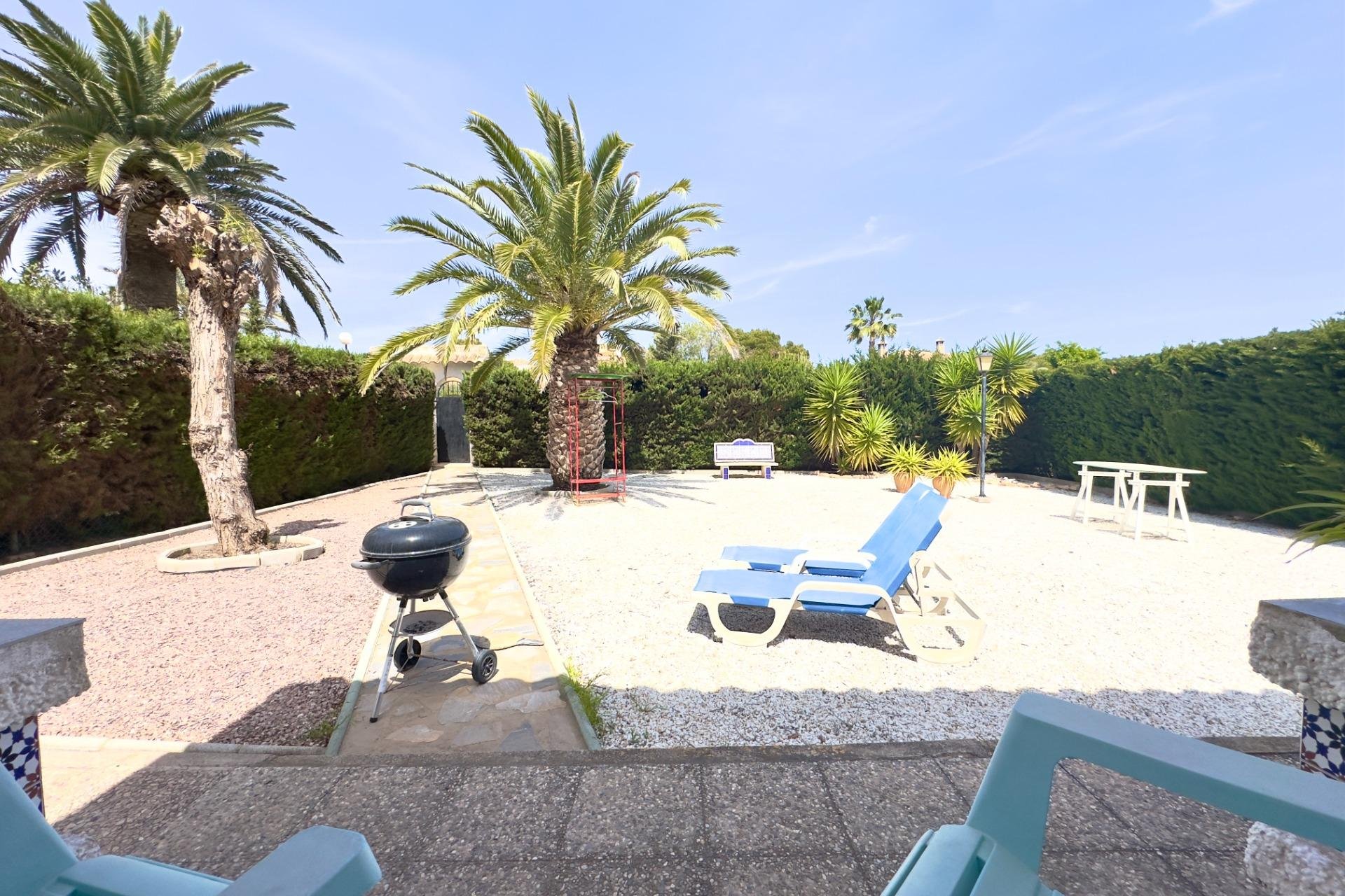 Reventa - Villa -
Orihuela Costa - La Zenia