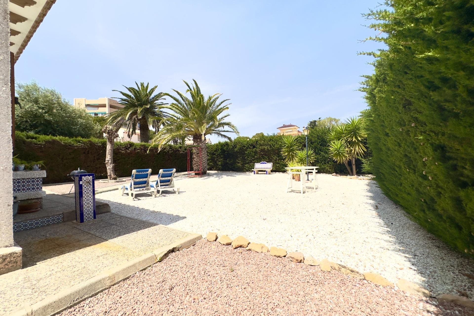 Reventa - Villa -
Orihuela Costa - La Zenia