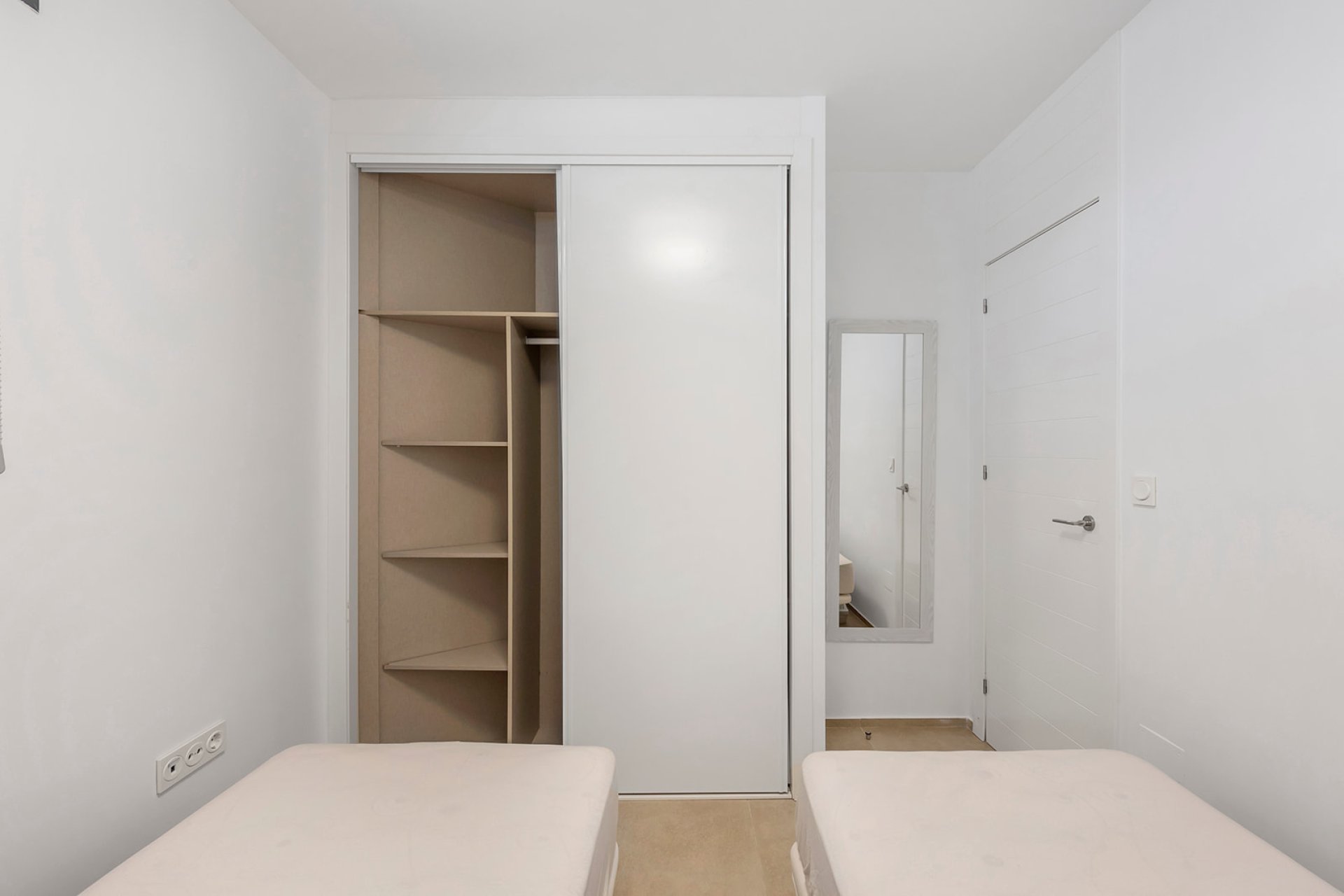 Reventa - Villa -
Orihuela Costa - La Zenia