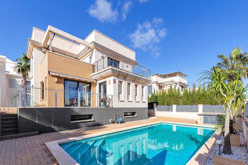 Reventa - Villa -
Orihuela Costa - La Zenia