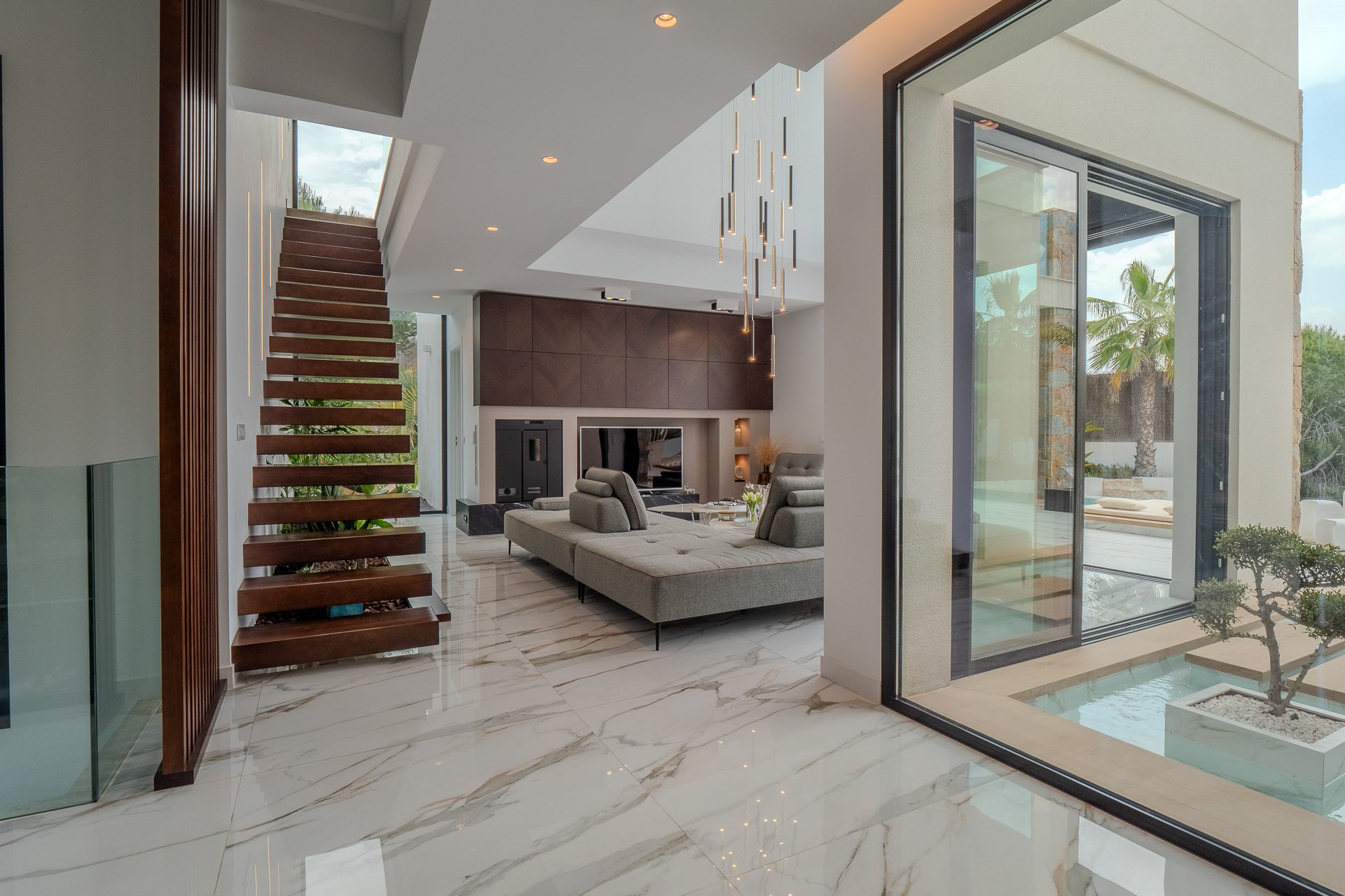 Reventa - Villa -
Orihuela Costa - Las Colinas Golf