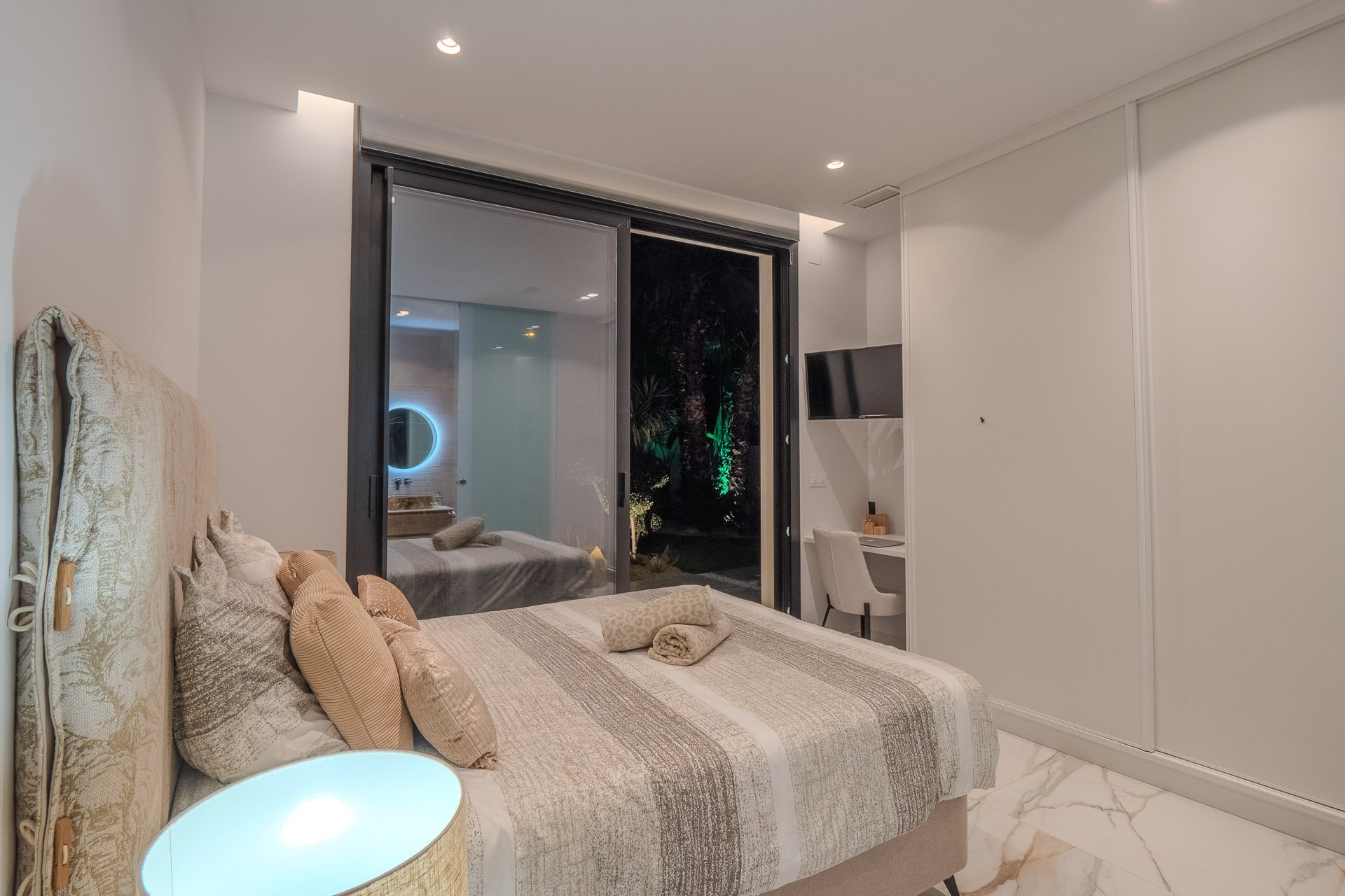 Reventa - Villa -
Orihuela Costa - Las Colinas Golf