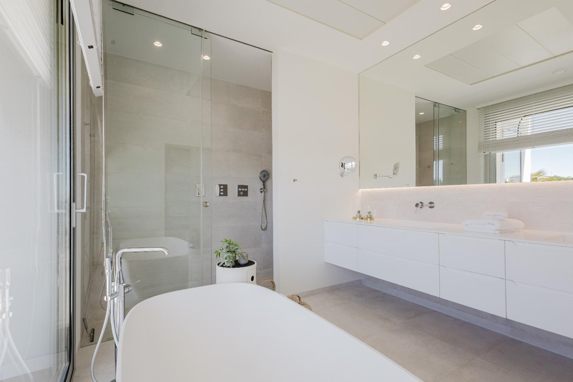 Reventa - Villa -
Orihuela Costa - Las Colinas Golf