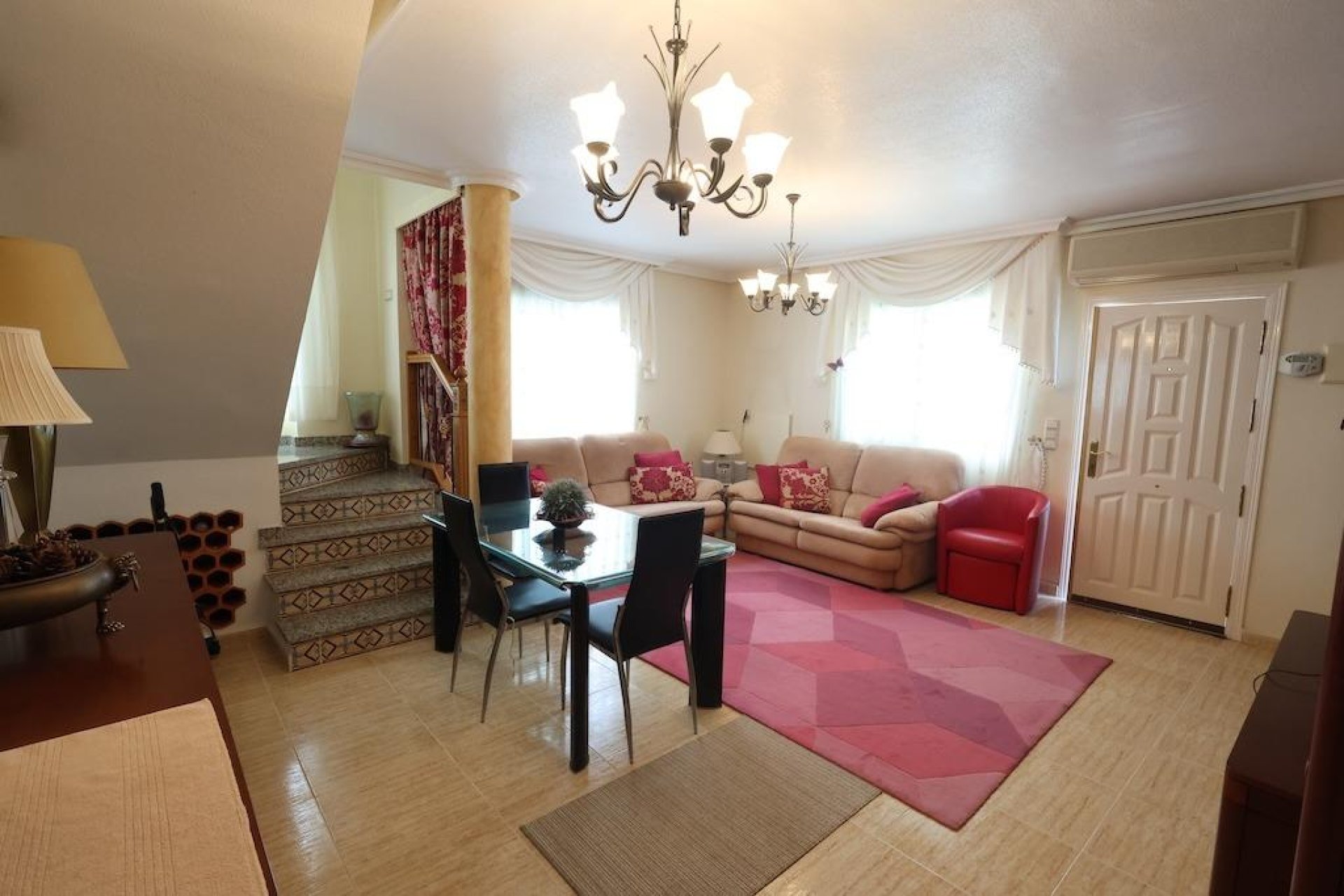 Reventa - Villa -
Orihuela Costa - Las Filipinas