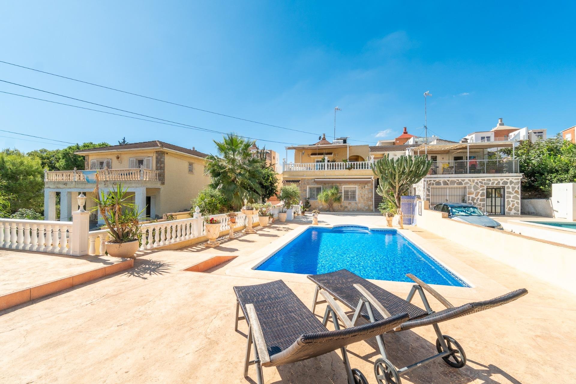 Reventa - Villa -
Orihuela Costa - Los Balcones