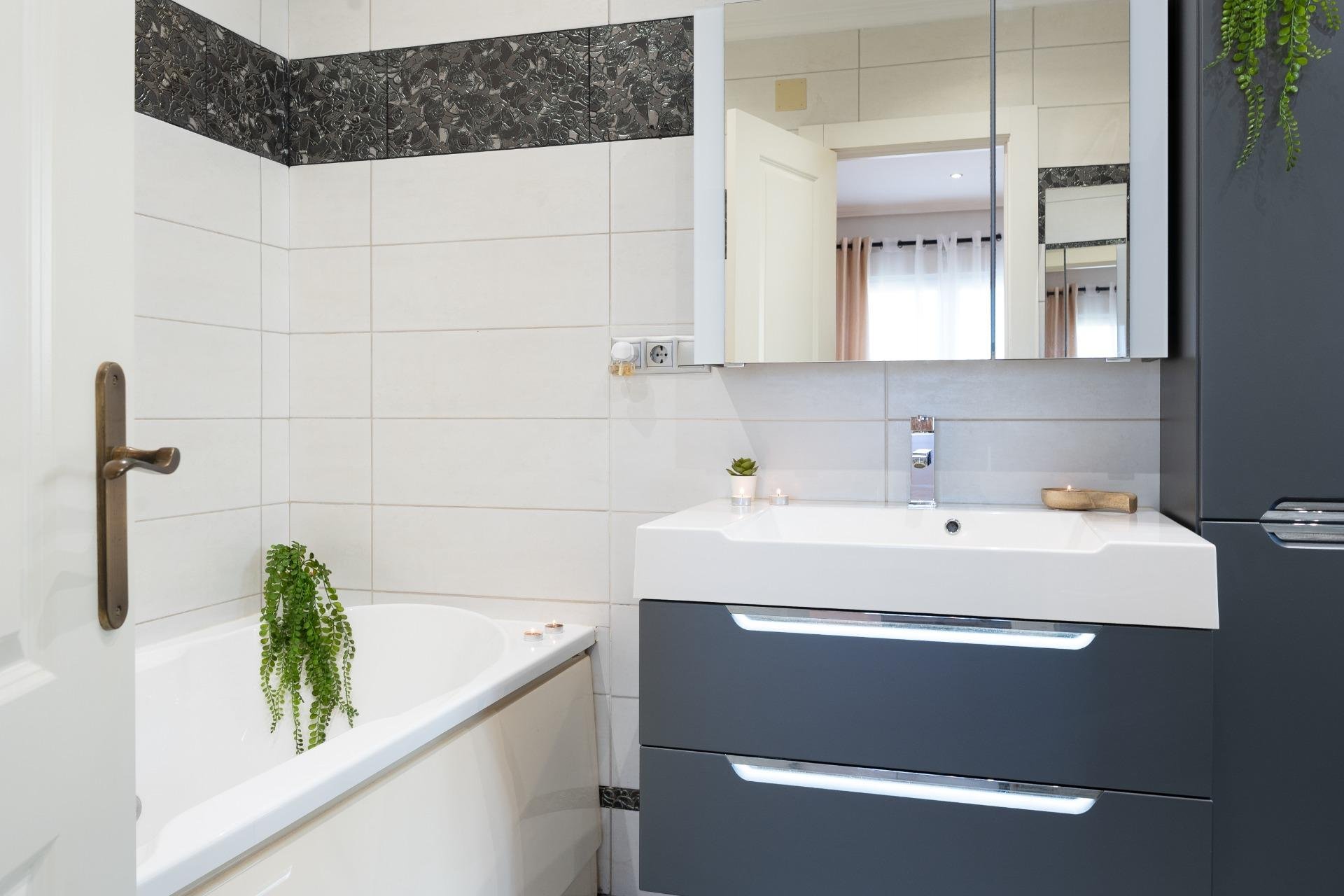 Reventa - Villa -
Orihuela Costa - Playa Flamenca