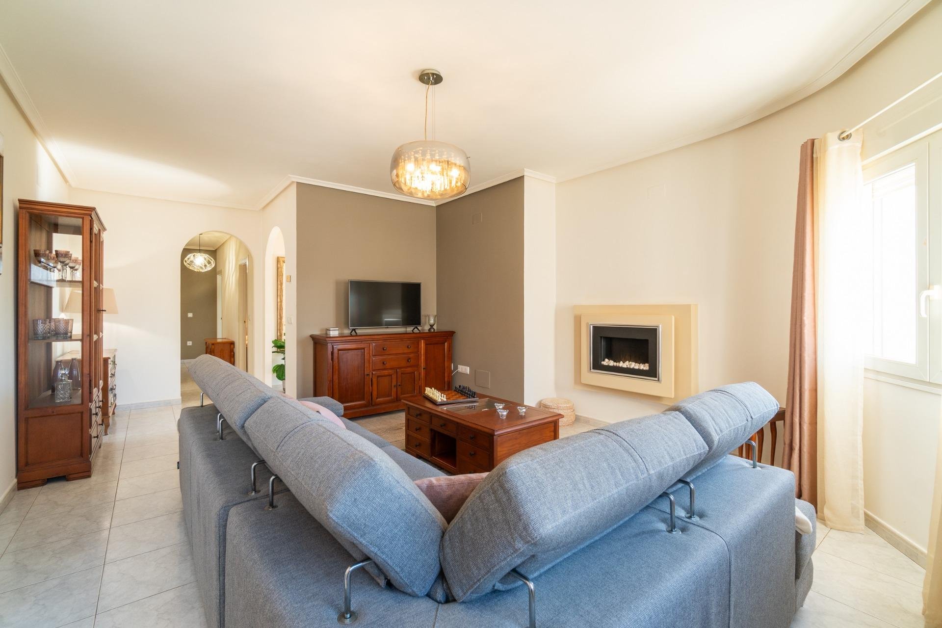 Reventa - Villa -
Orihuela Costa - Playa Flamenca