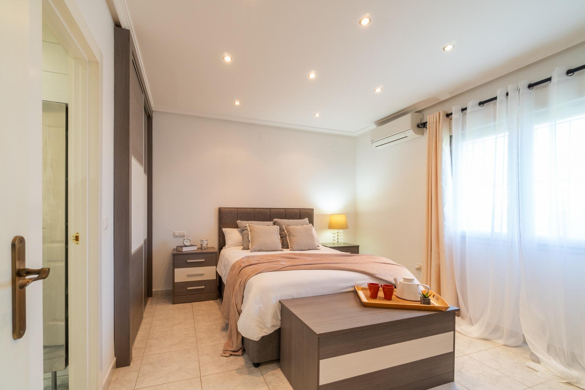 Reventa - Villa -
Orihuela Costa - Playa Flamenca