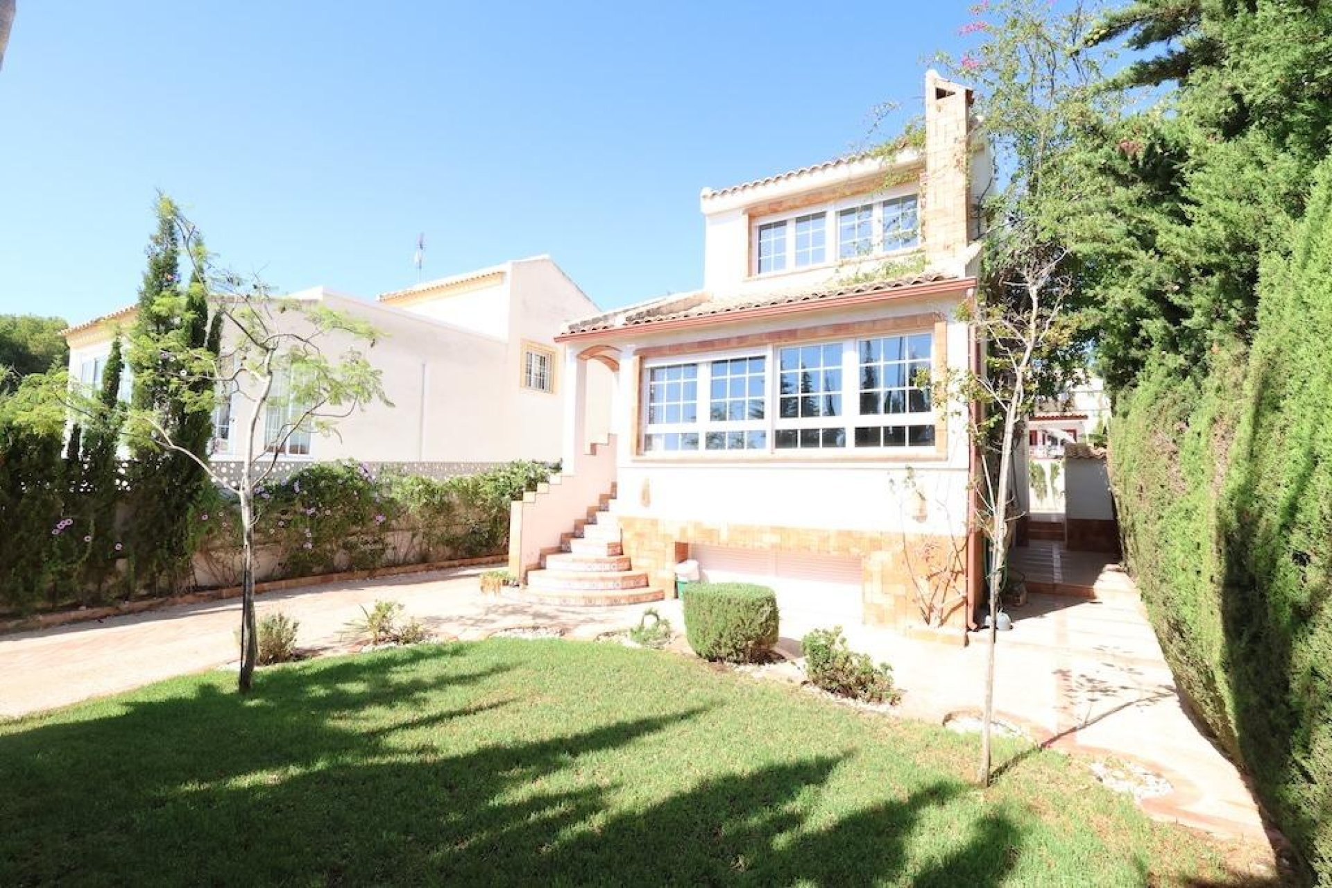 Reventa - Villa -
Orihuela Costa - Villamartín
