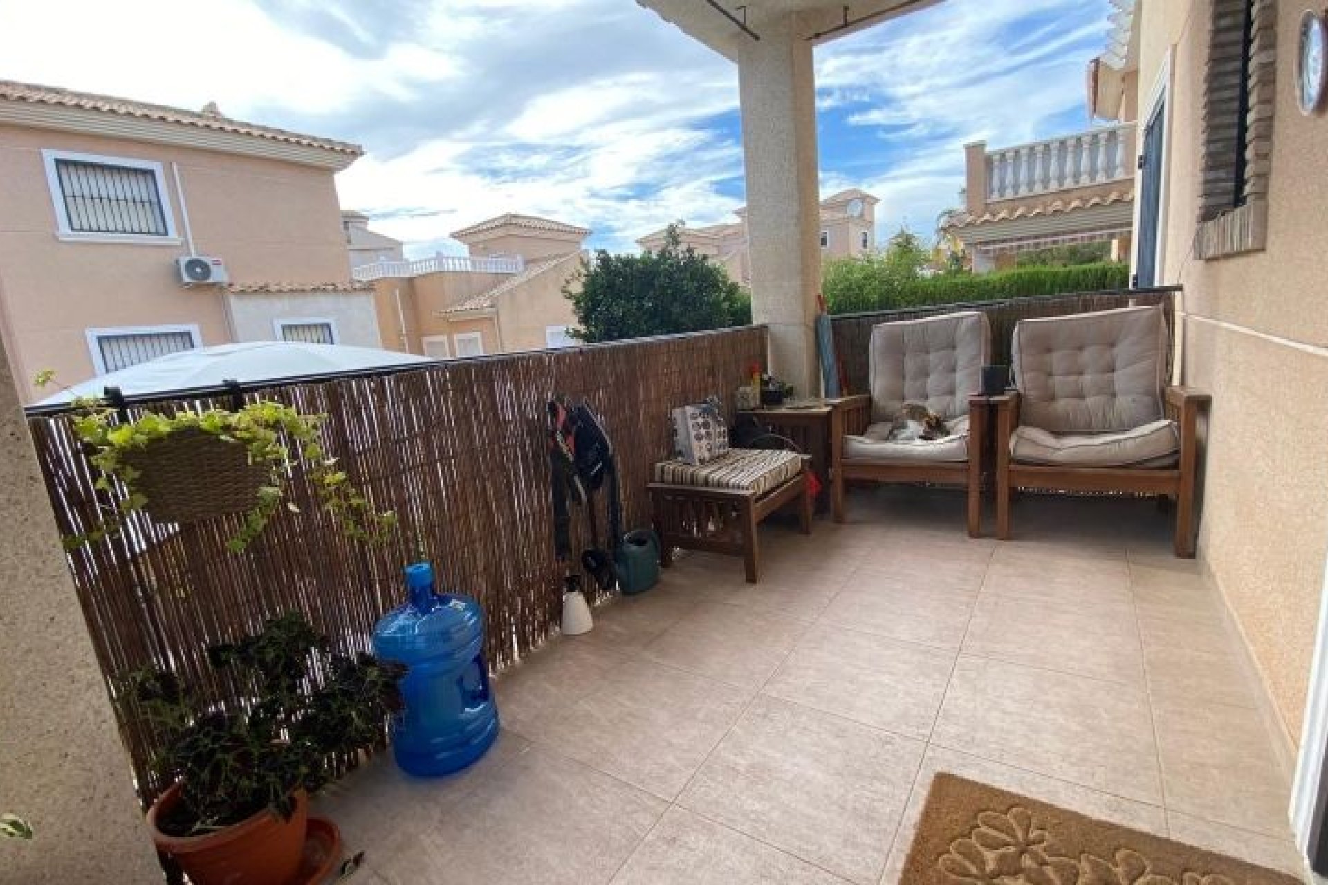 Reventa - Villa -
Orihuela Costa