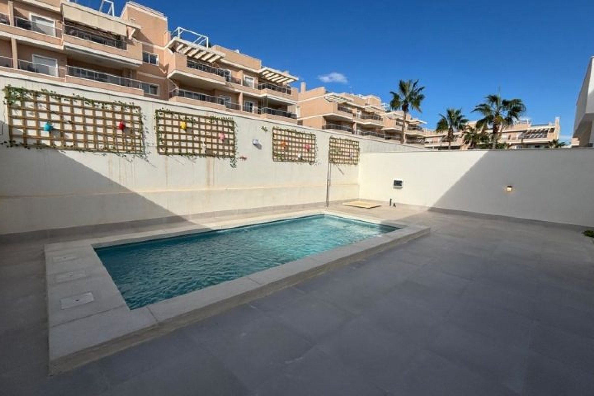 Reventa - Villa -
Orihuela Costa