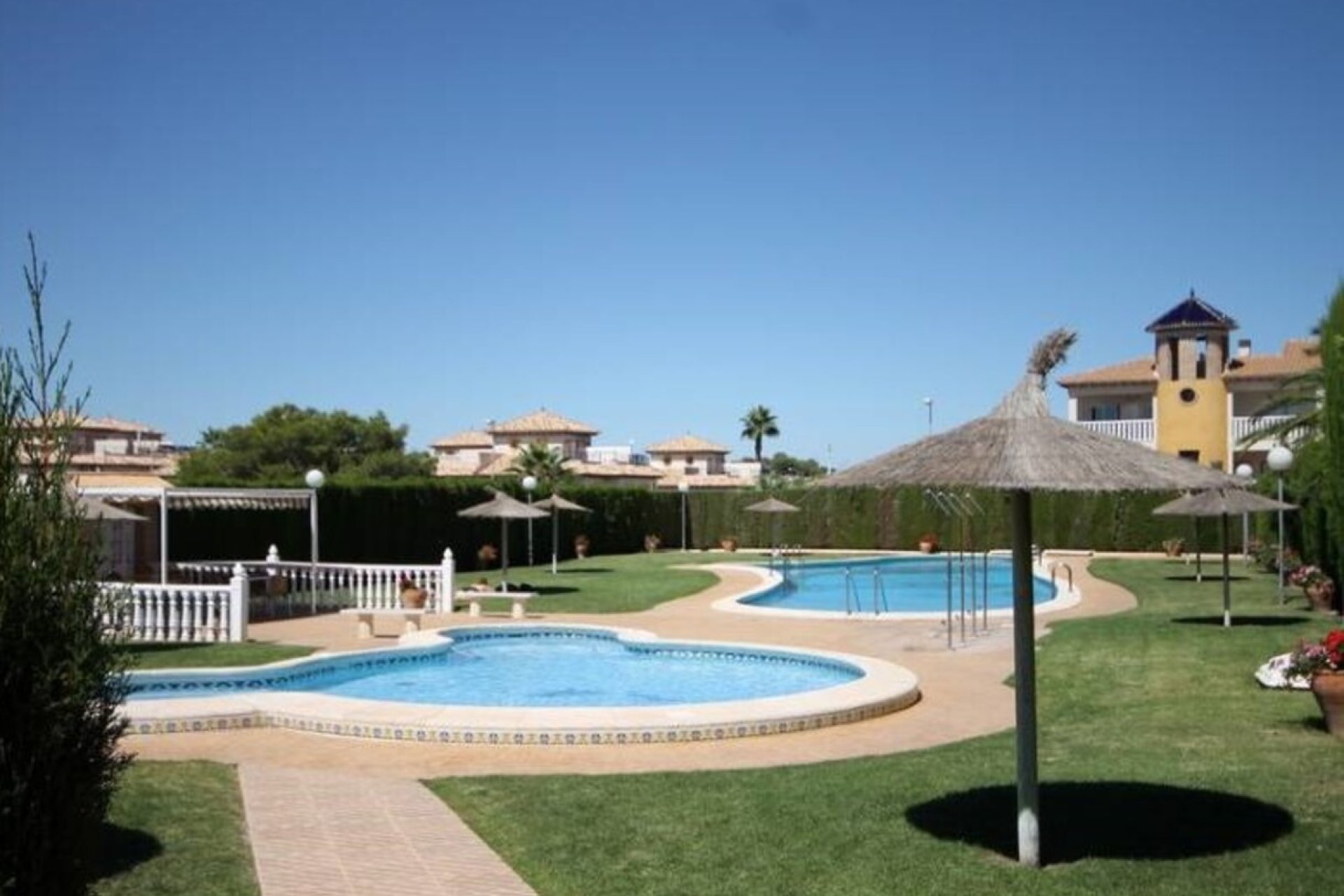 Reventa - Villa -
Orihuela Costa