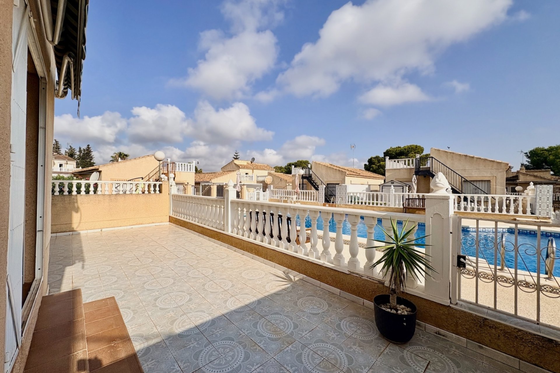 Reventa - Villa -
Orihuela - Los Balcones