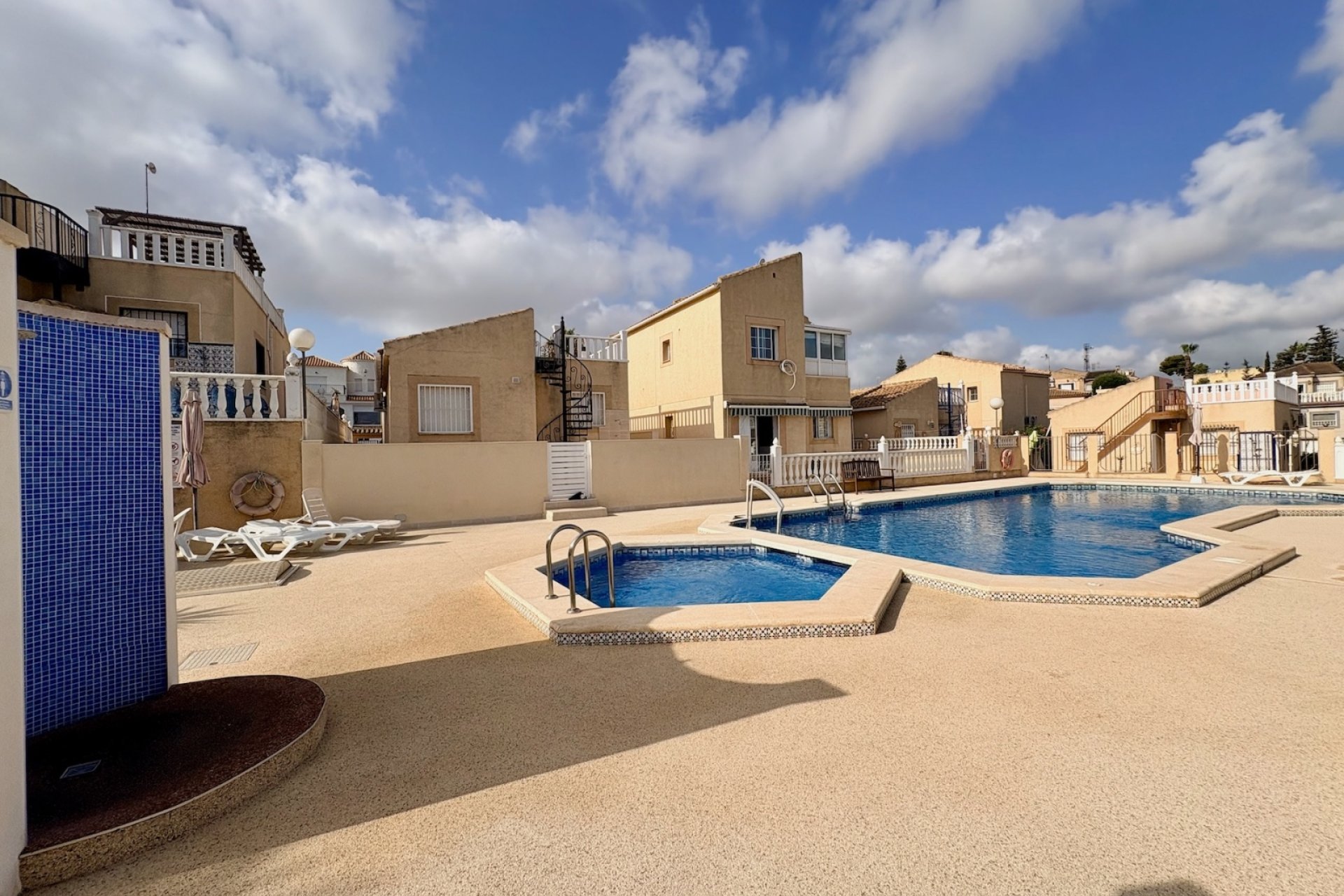 Reventa - Villa -
Orihuela - Los Balcones