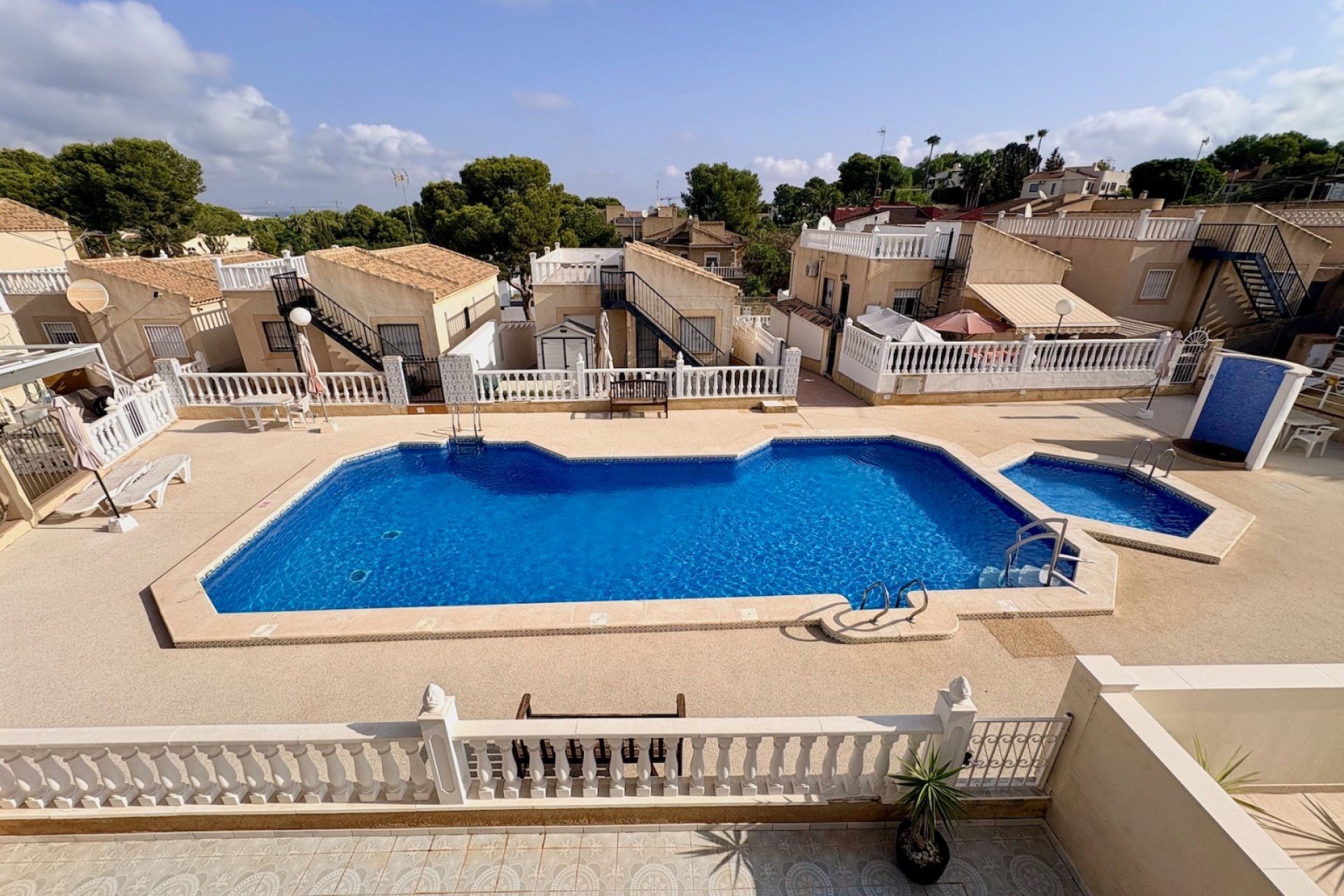 Reventa - Villa -
Orihuela - Los Balcones