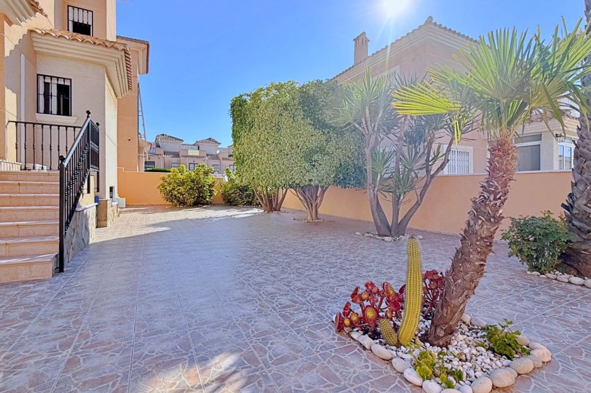 Reventa - Villa -
Orihuela - Orihuela Costa
