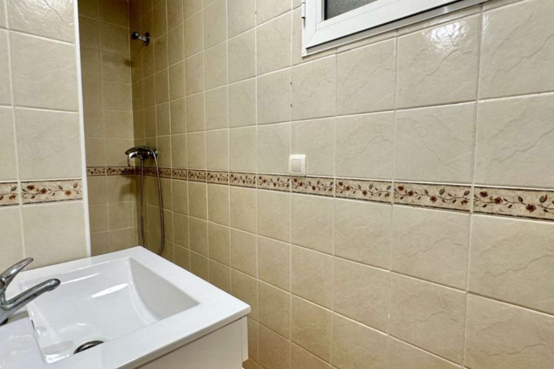 Reventa - Villa -
Orihuela - Villamartín-Las Filipinas