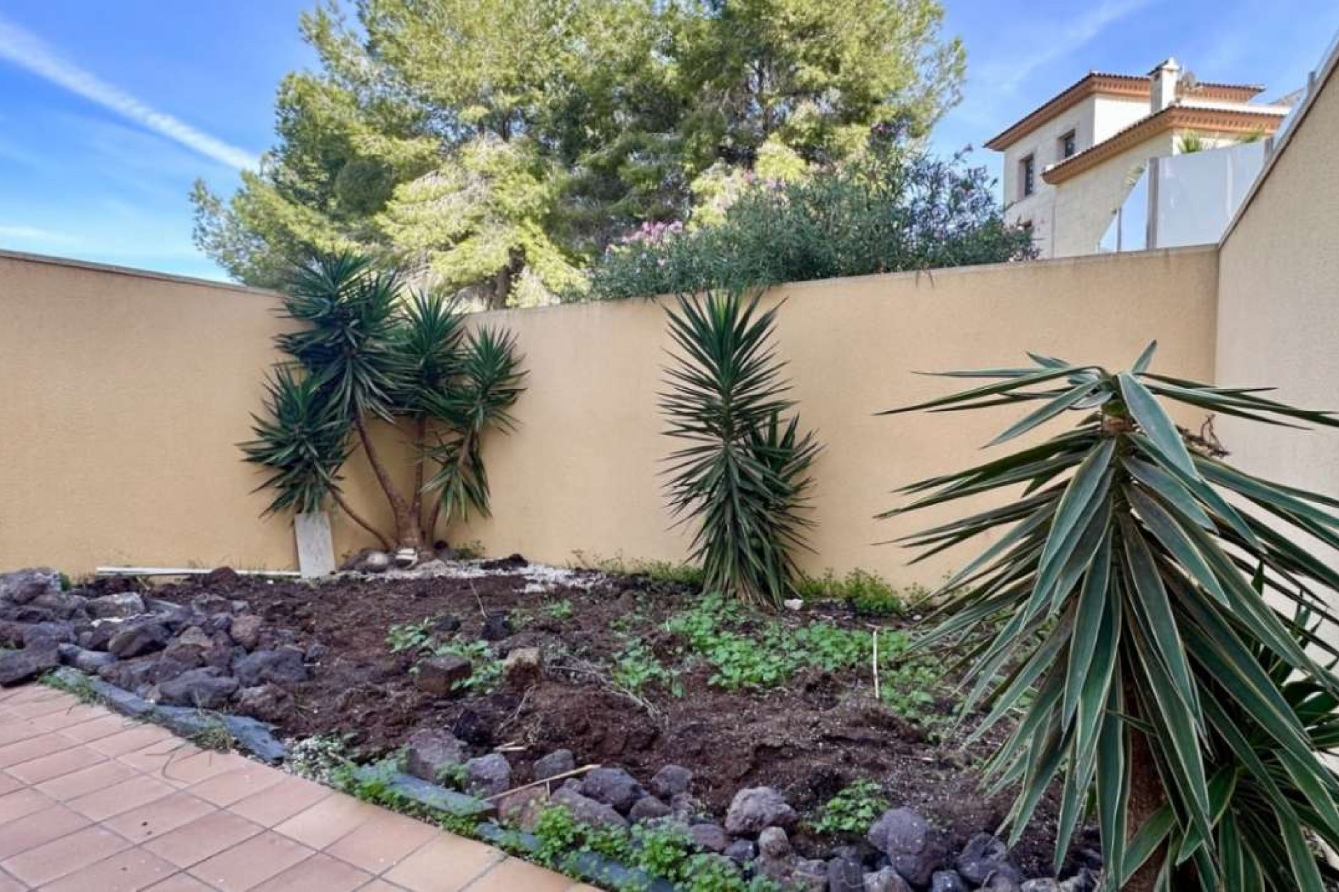 Reventa - Villa -
Orihuela - Villamartín-Las Filipinas