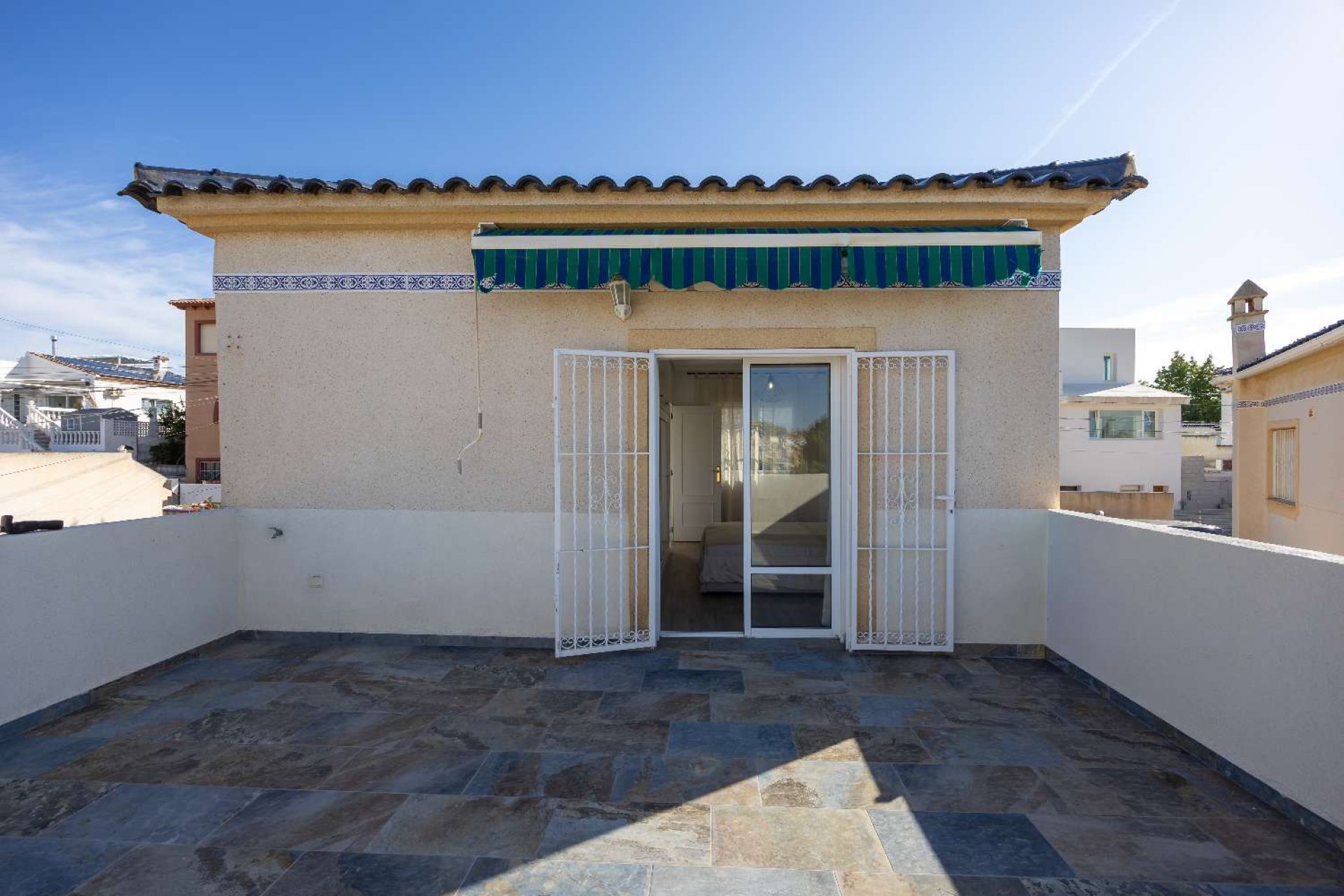 Reventa - Villa -
Orihuela - Villamartín-Las Filipinas