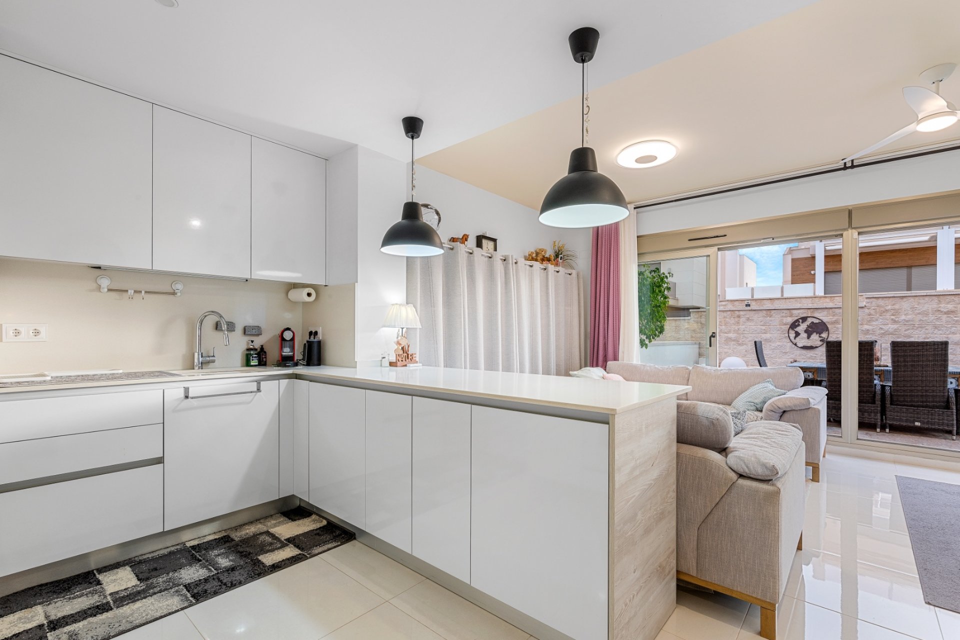 Reventa - Villa -
Orihuela - Villamartin