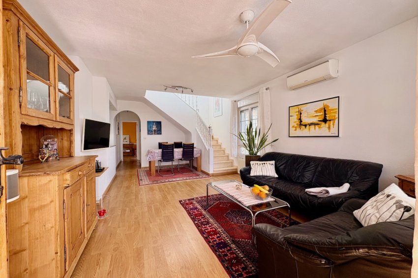 Reventa - Villa -
Orihuela - Villamartin