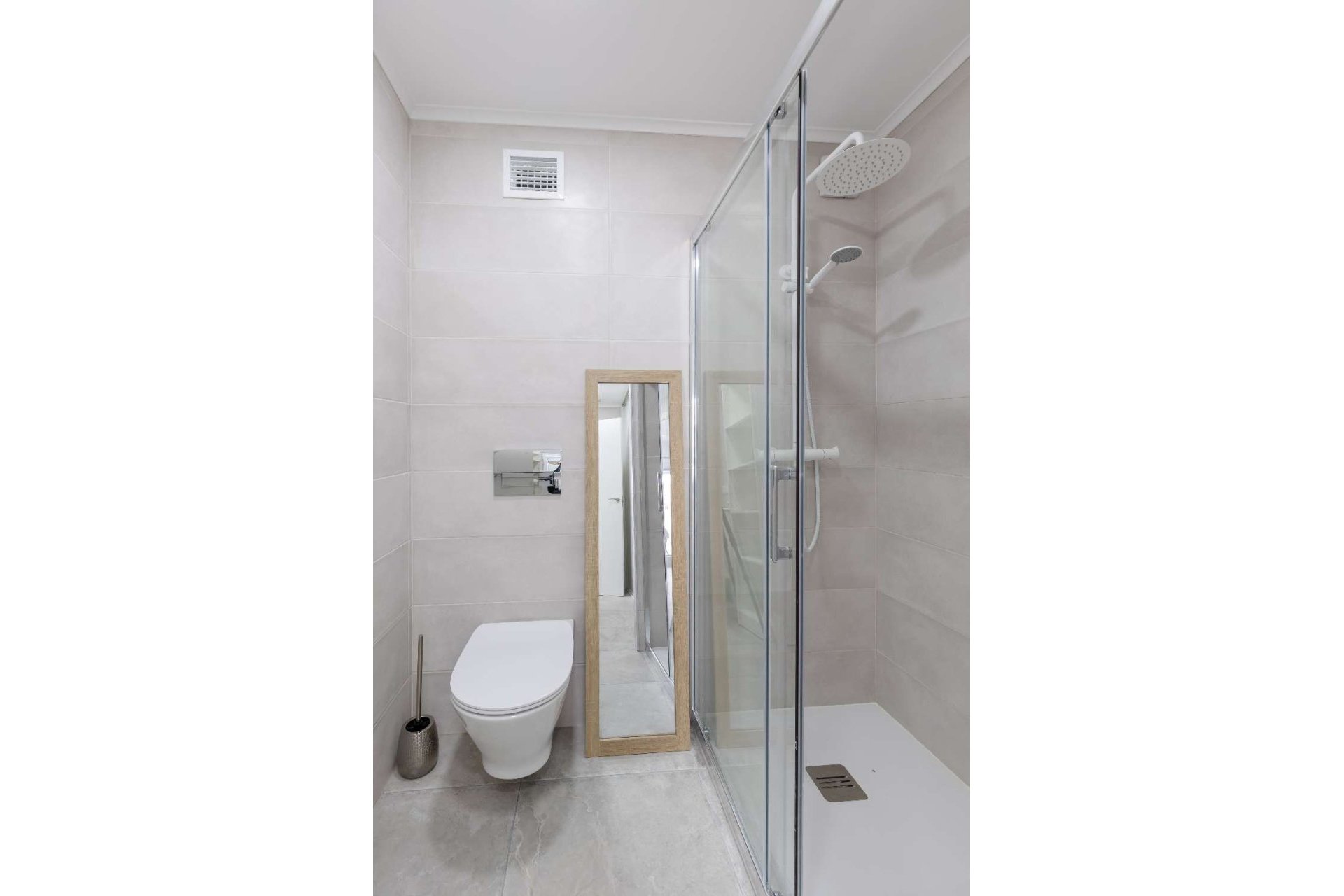 Reventa - Villa -
Orihuela