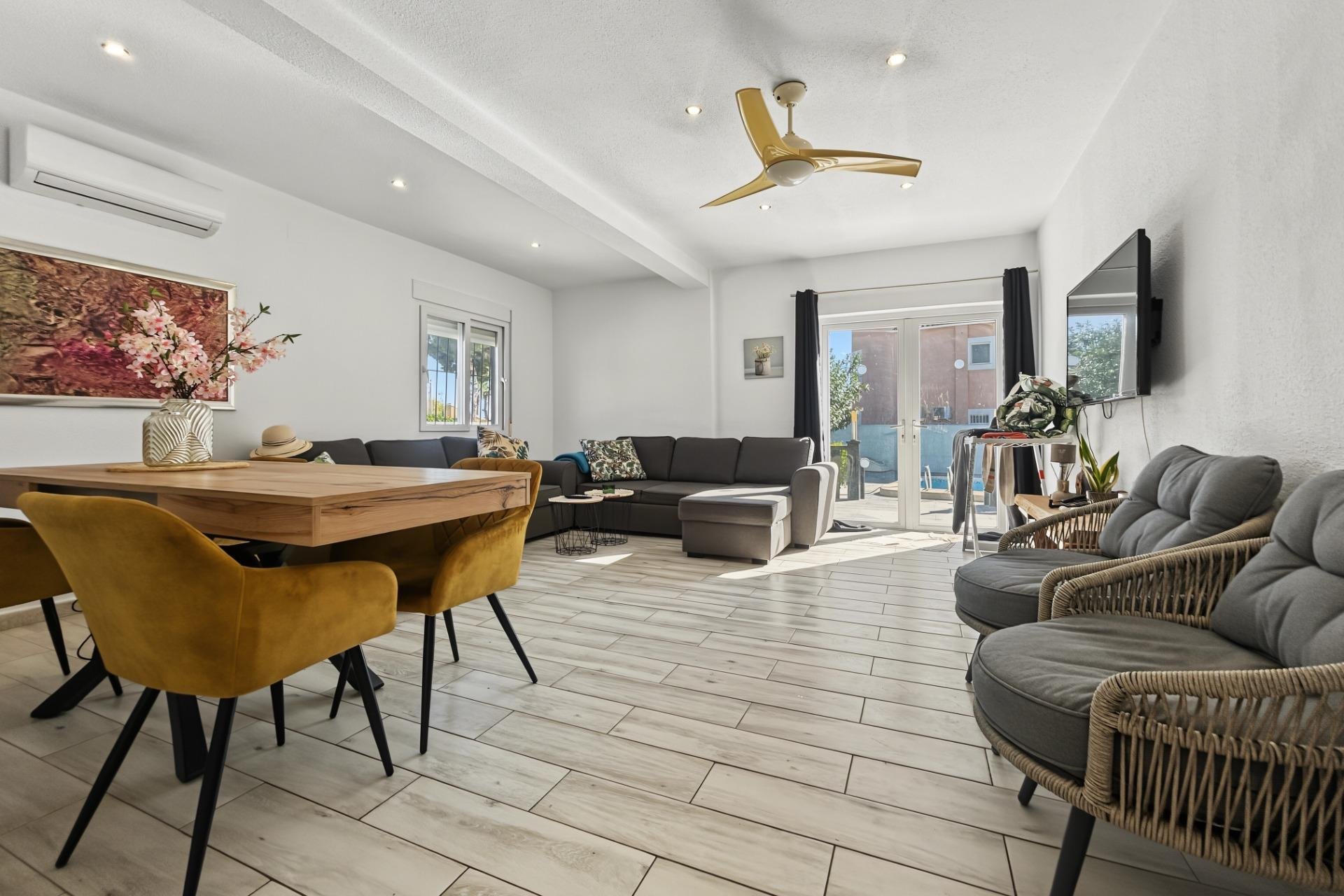 Reventa - Villa -
Pilar de la Horadada - Pinar de Campoverde