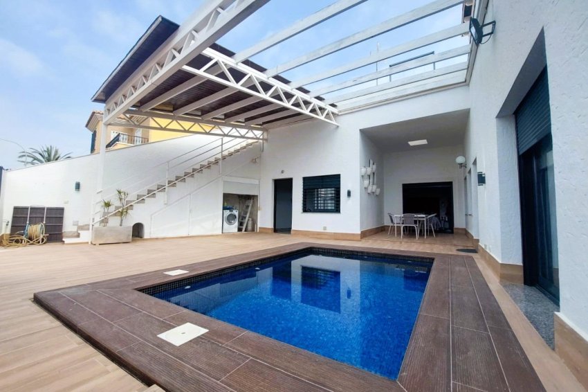 Reventa - Villa -
Pilar de la Horadada - Torre De La Horadada