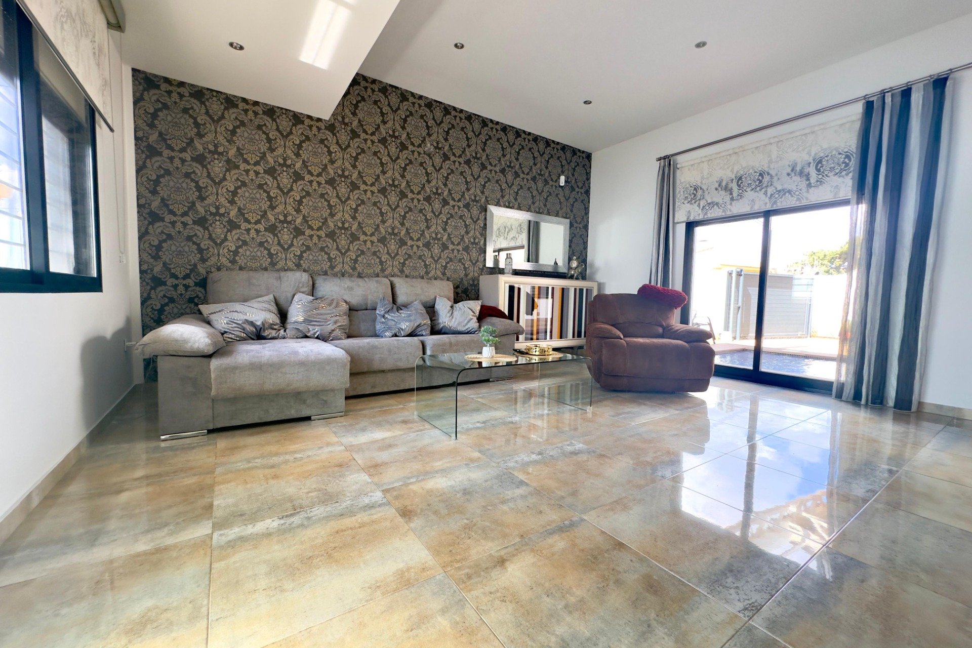 Reventa - Villa -
Pilar de la Horadada - Torre de la Horadada