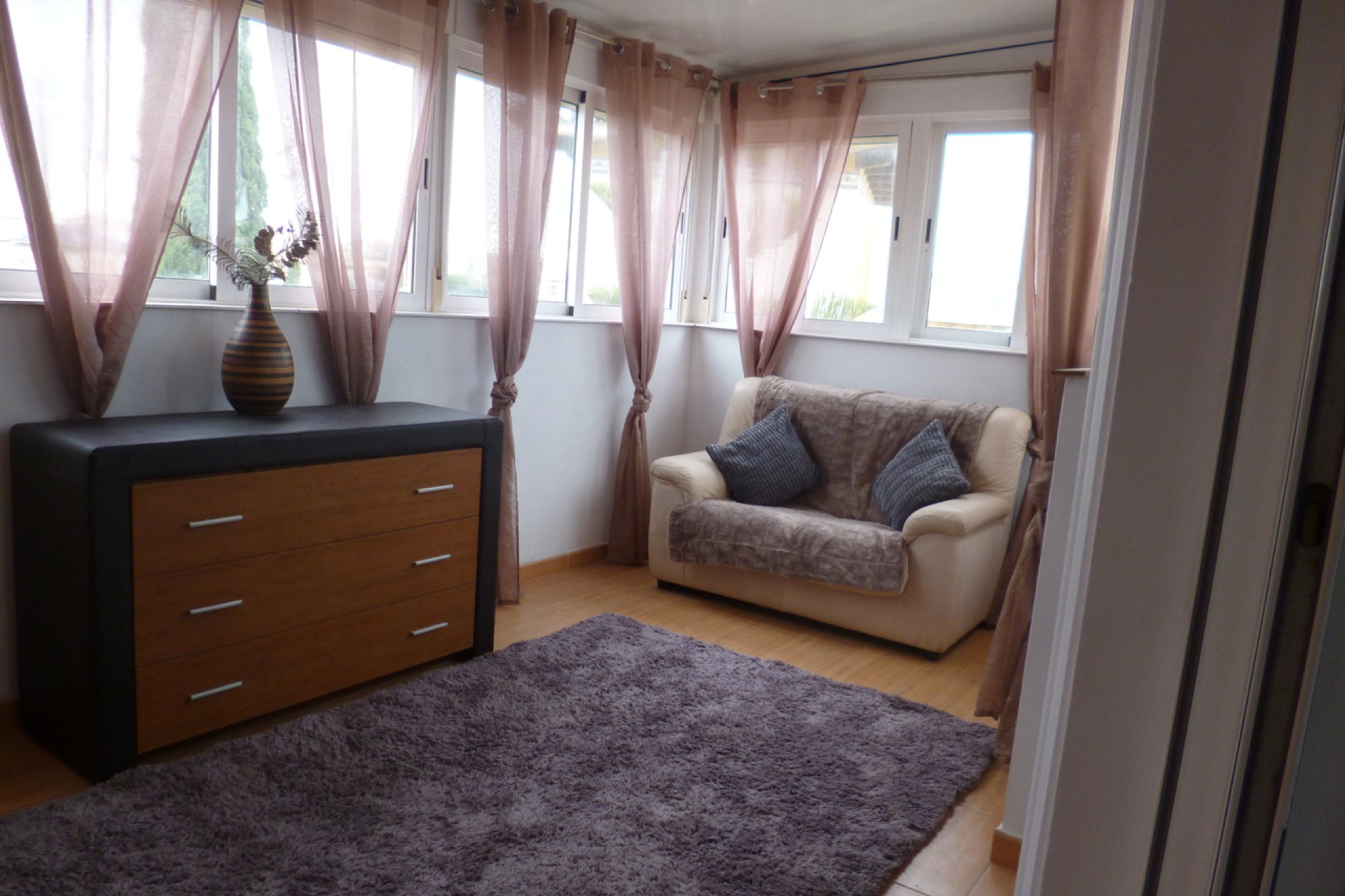 Reventa - Villa -
Playa Flamenca