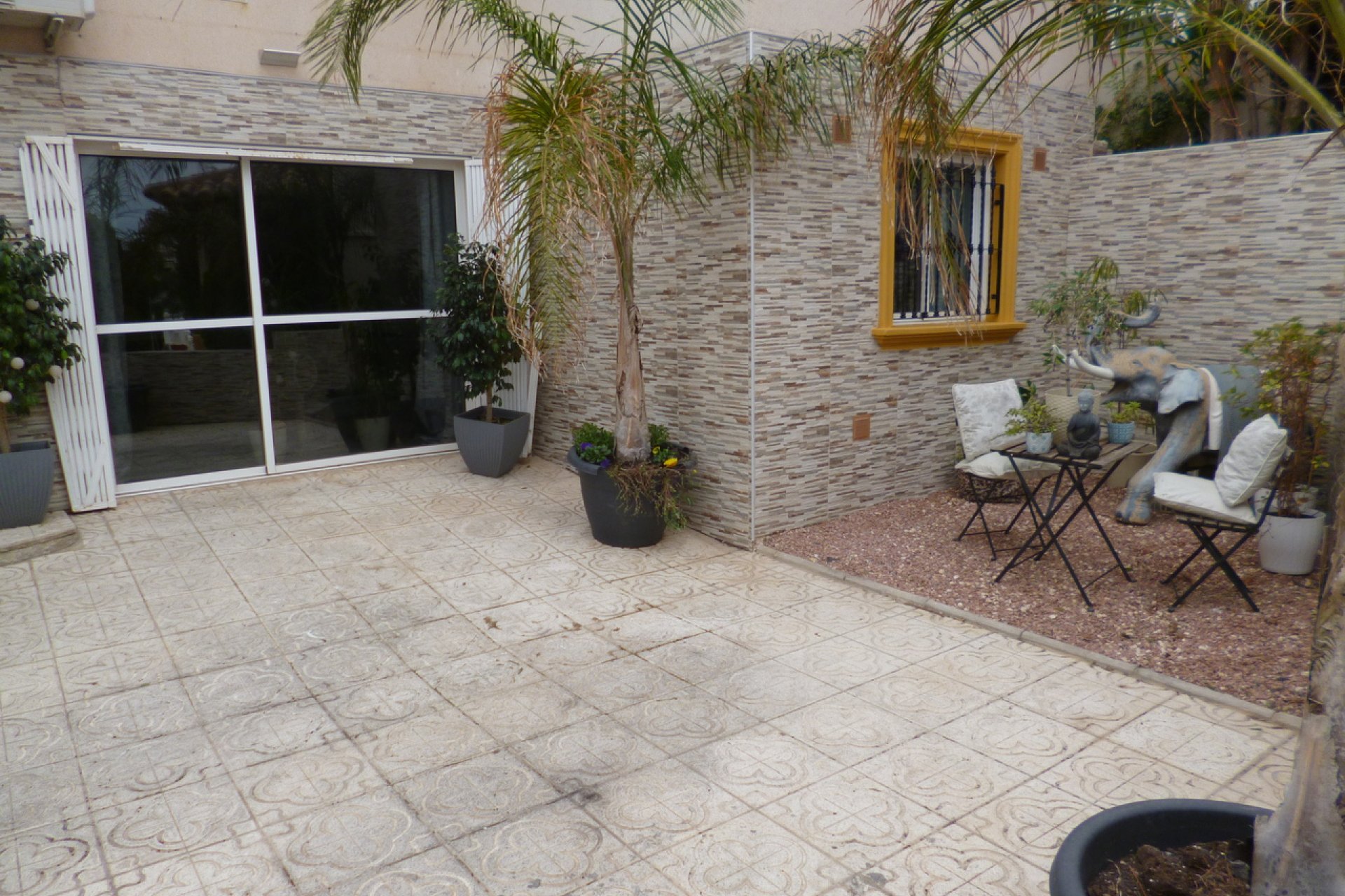 Reventa - Villa -
Playa Flamenca