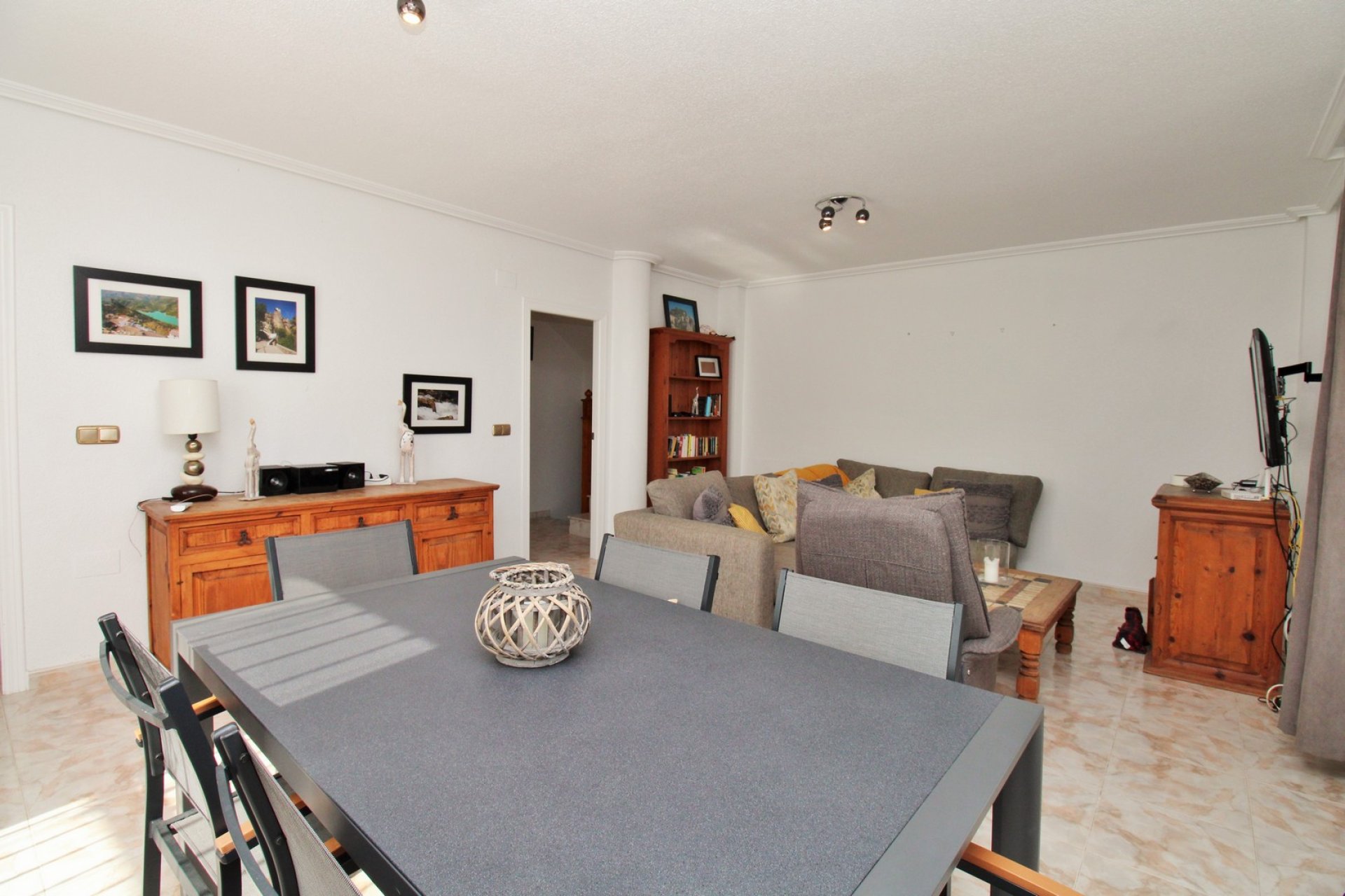 Reventa - Villa -
Playa Flamenca