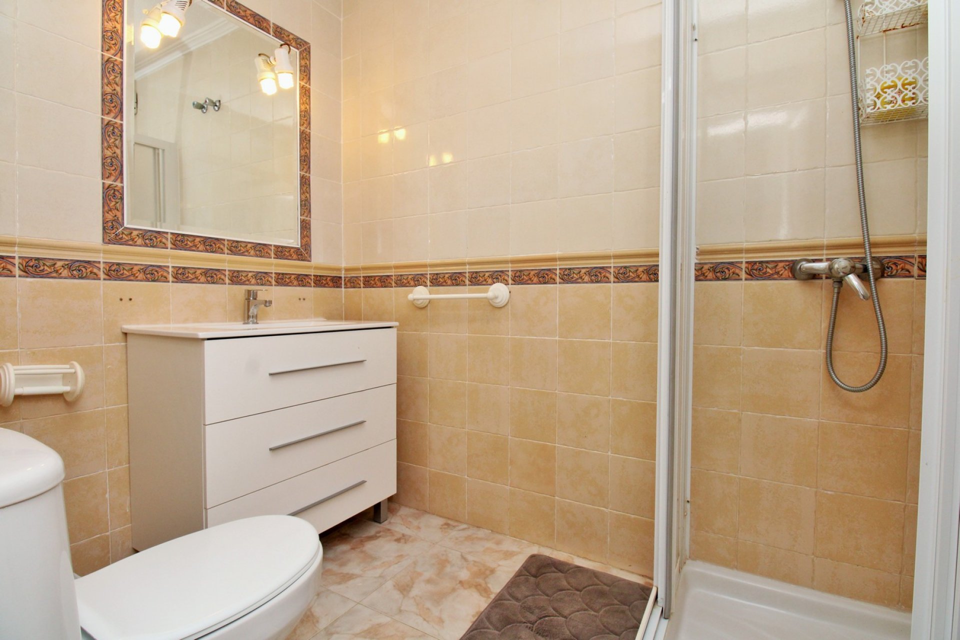 Reventa - Villa -
Playa Flamenca