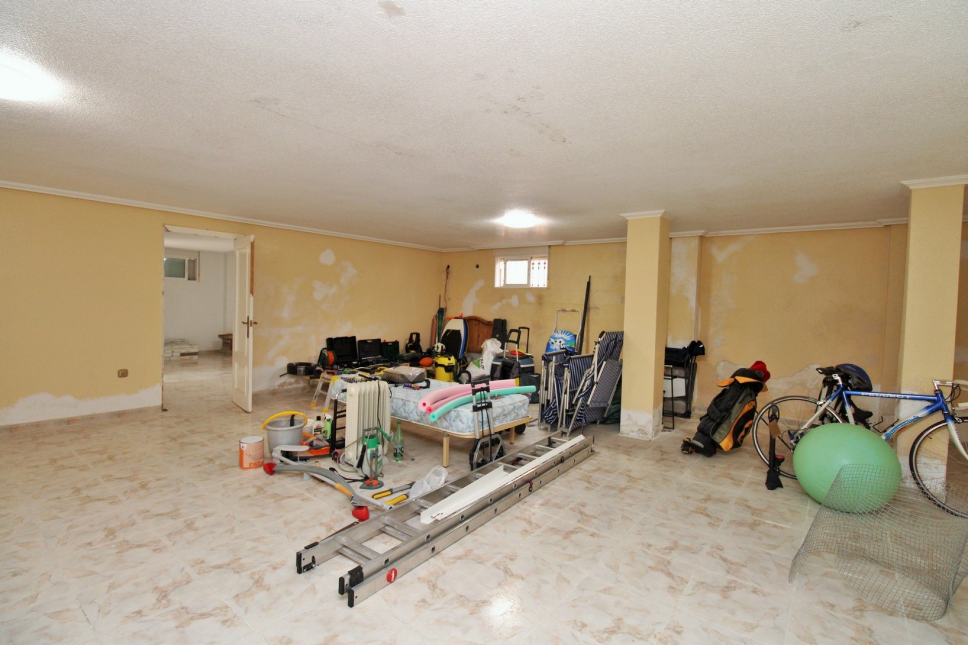 Reventa - Villa -
Playa Flamenca