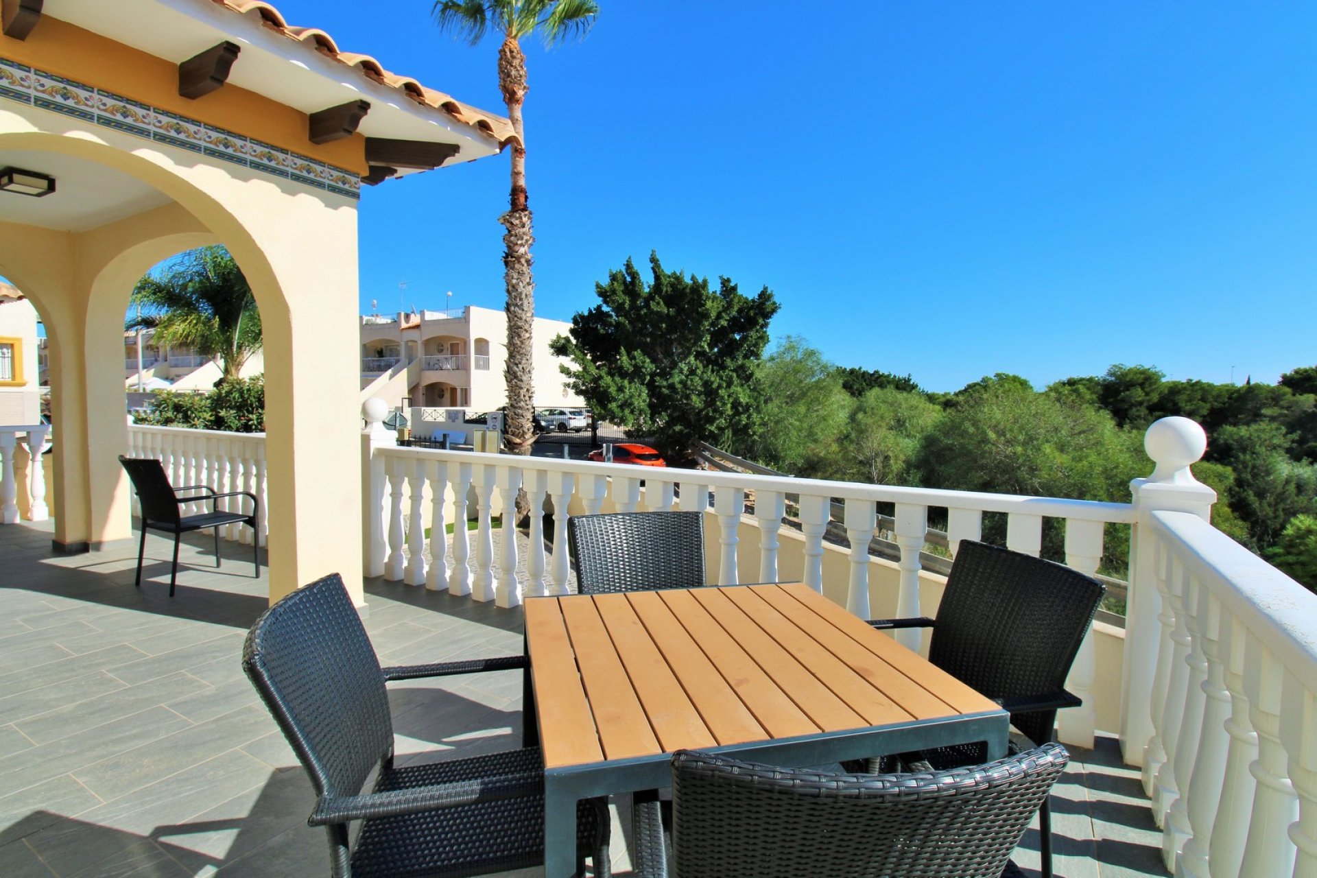 Reventa - Villa -
Playa Flamenca