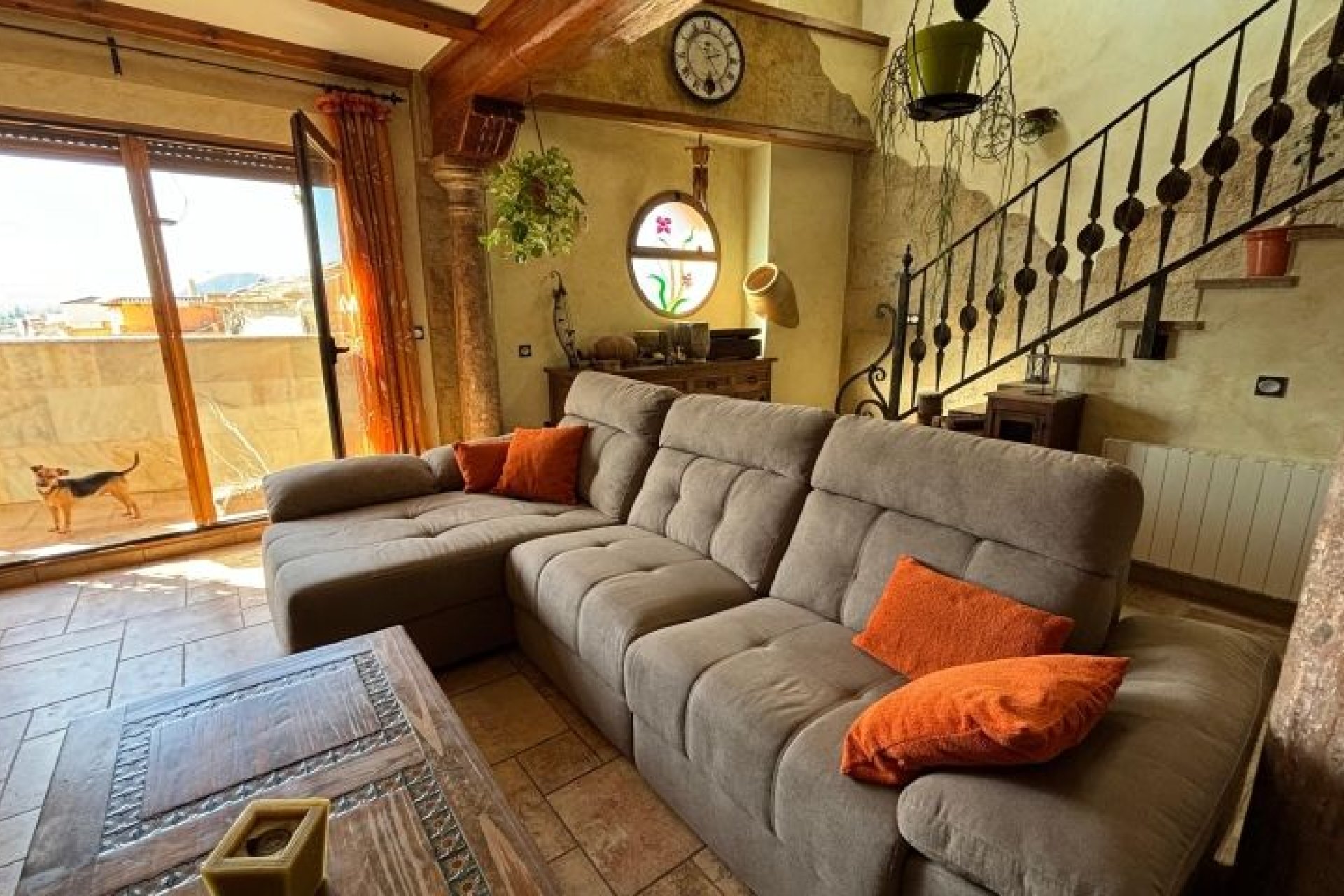 Reventa - Villa -
Redován