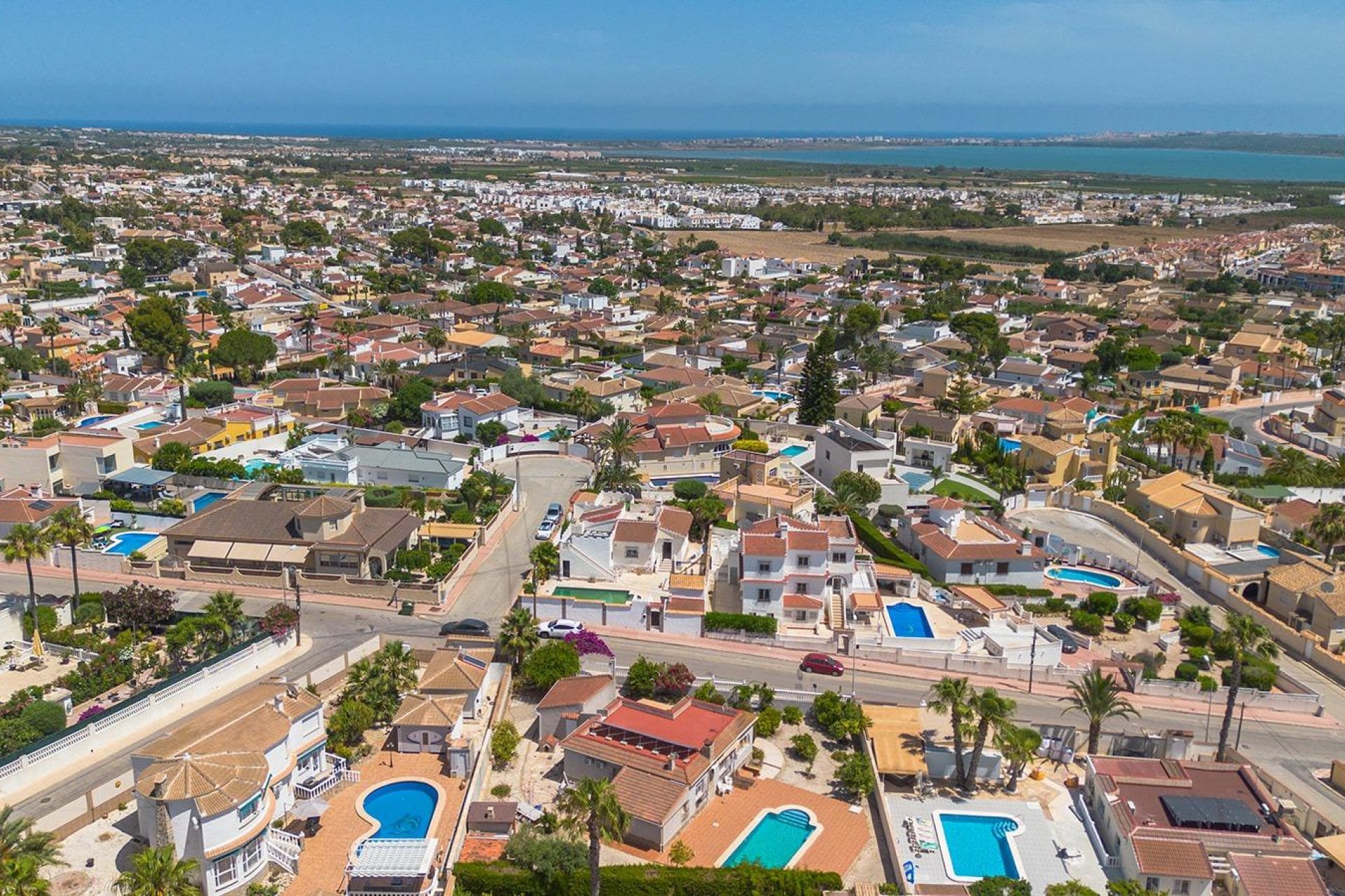 Reventa - Villa -
Rojales - Centro de la Ciudad Quesada