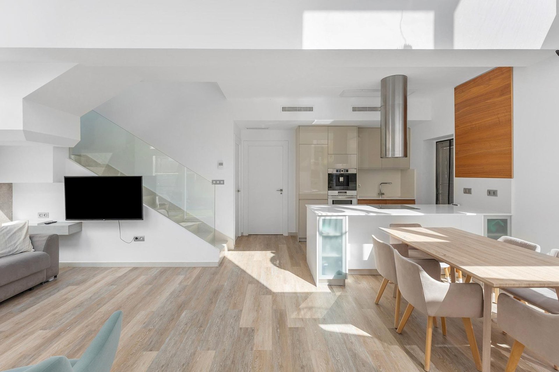 Reventa - Villa -
Rojales - Pueblo bravo