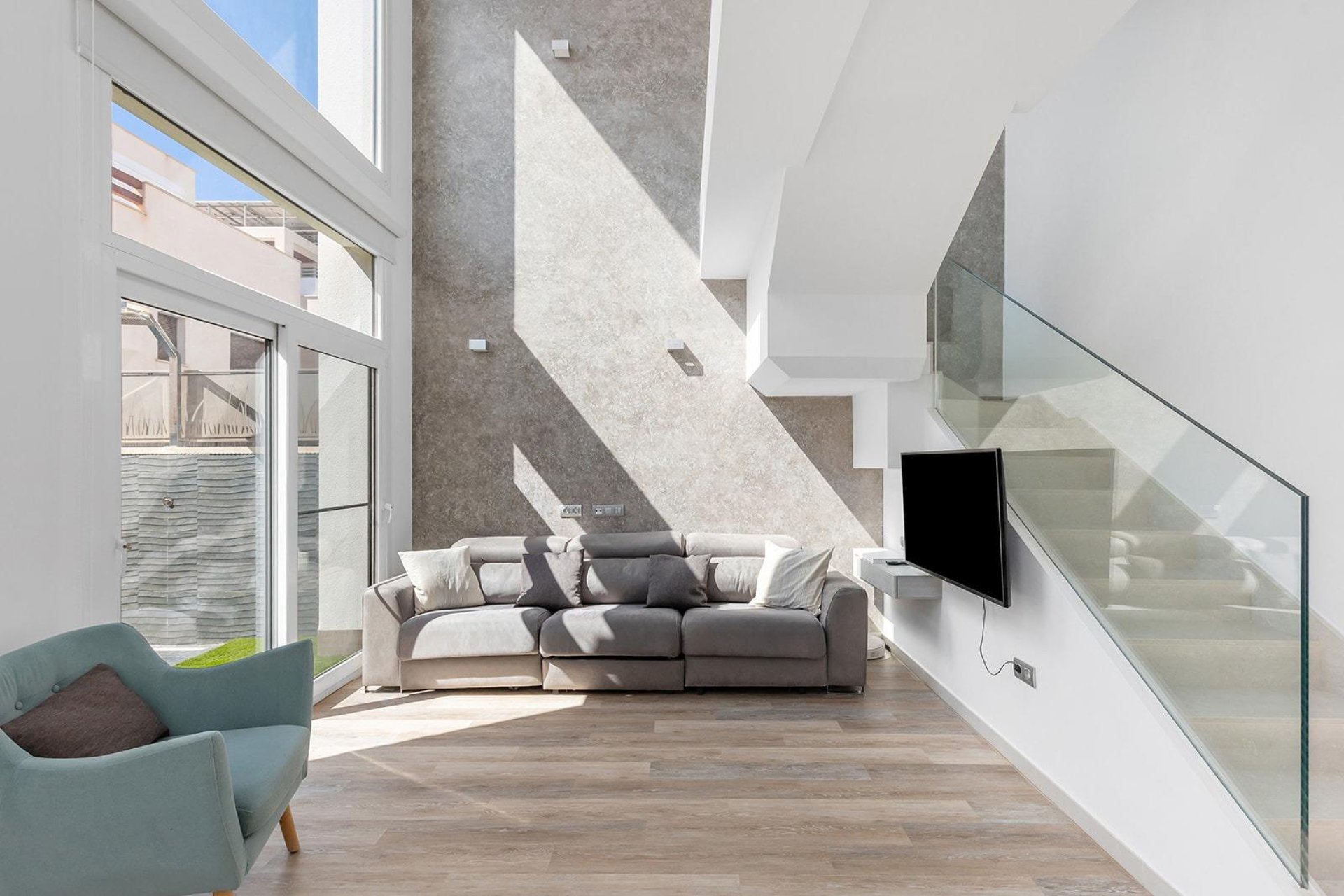 Reventa - Villa -
Rojales - Pueblo bravo