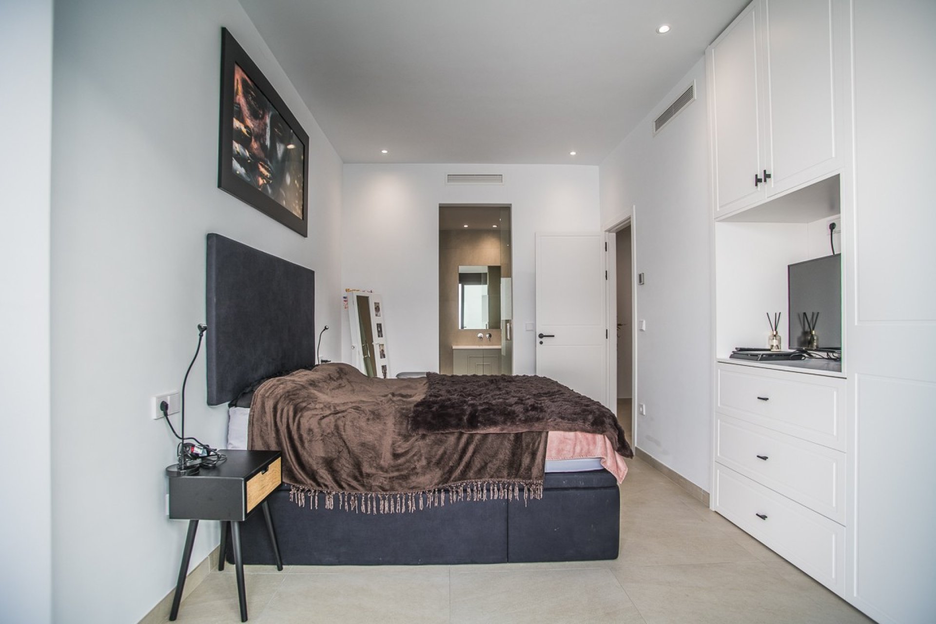 Reventa - Villa -
ROJALES