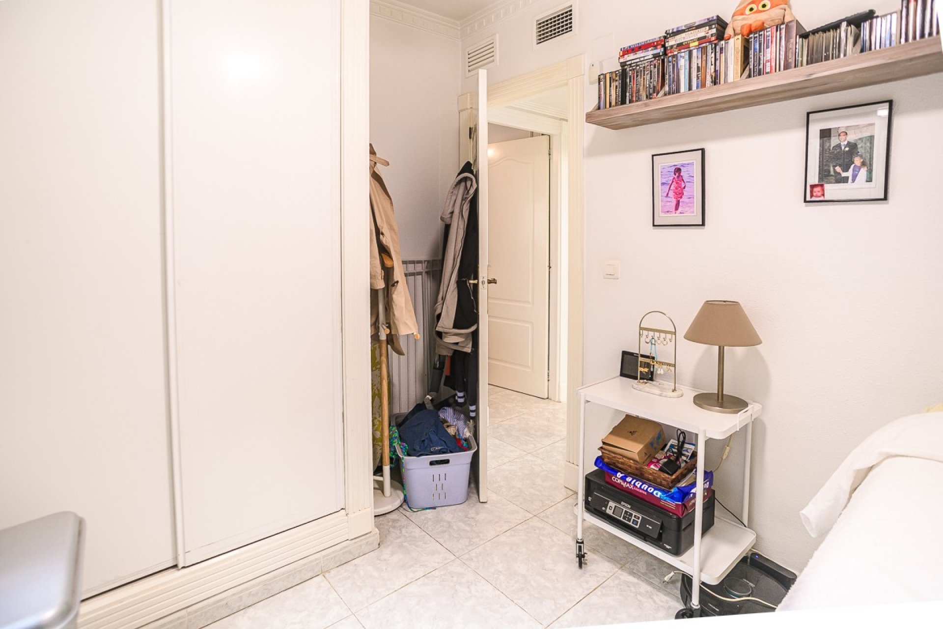 Reventa - Villa -
San Fulgencio - urb.la marina