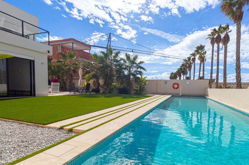 Reventa - Villa -
San Fulgencio