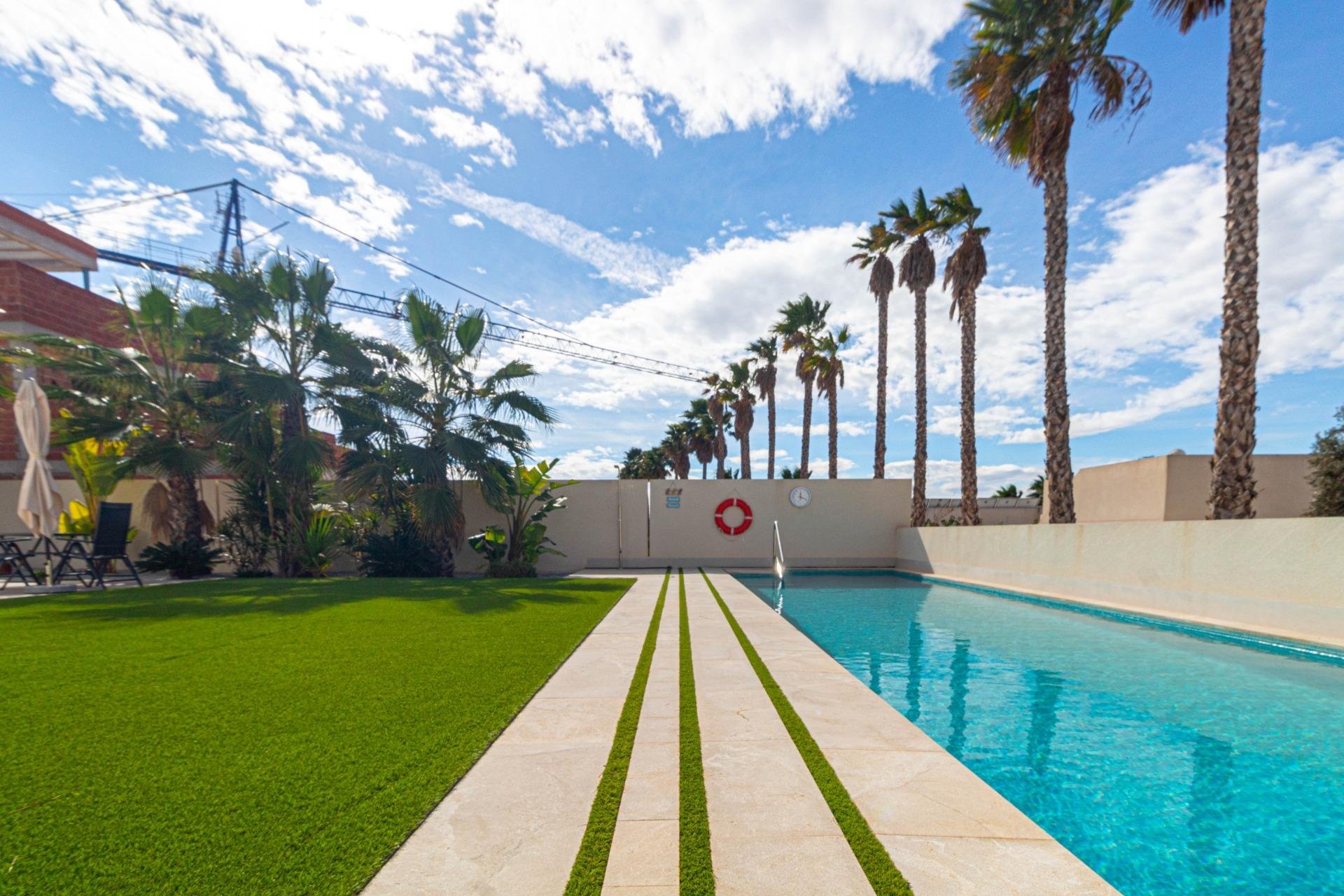 Reventa - Villa -
San Fulgencio